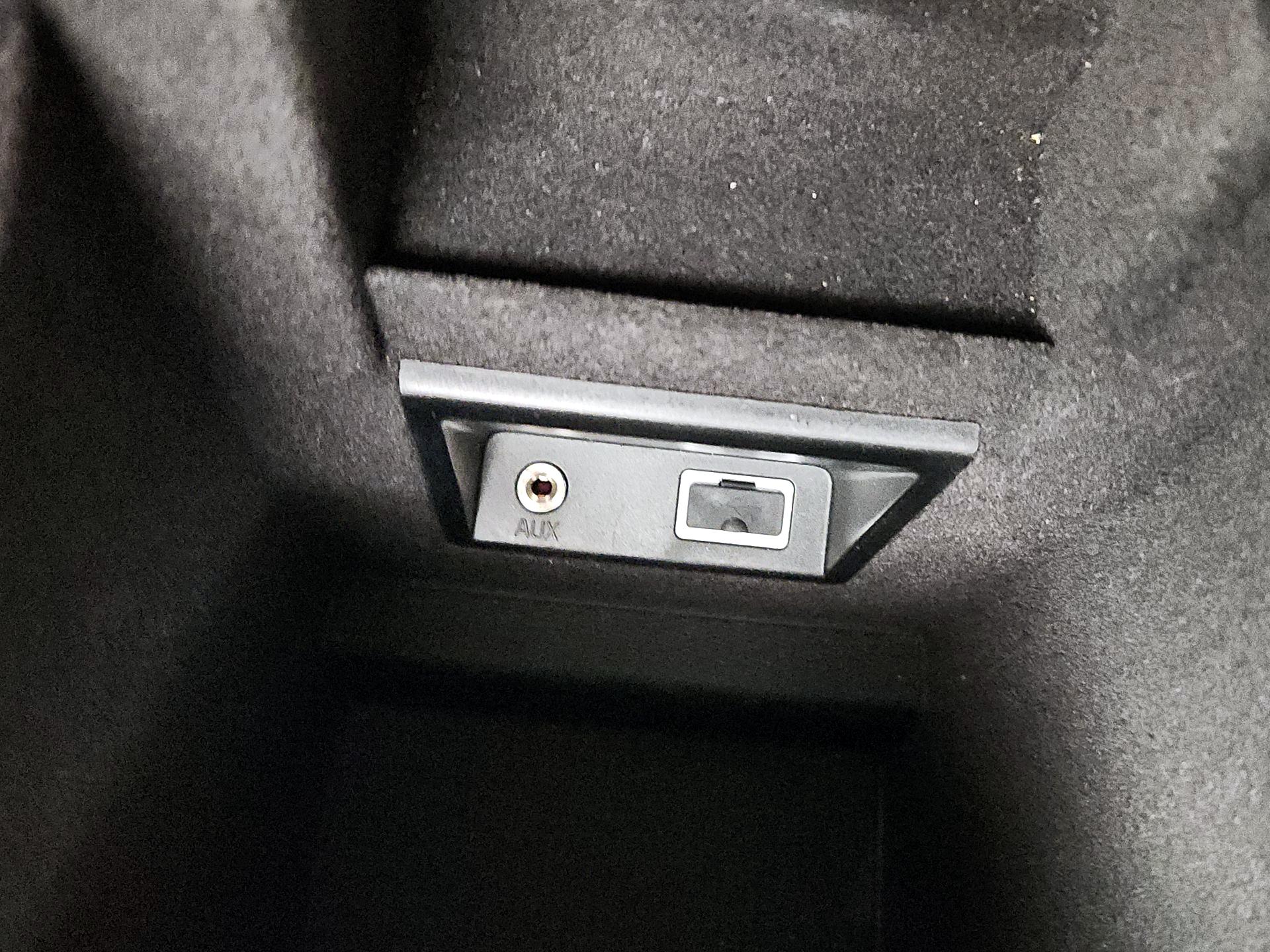 Thumbnail: 2016 Volvo S60 - 18