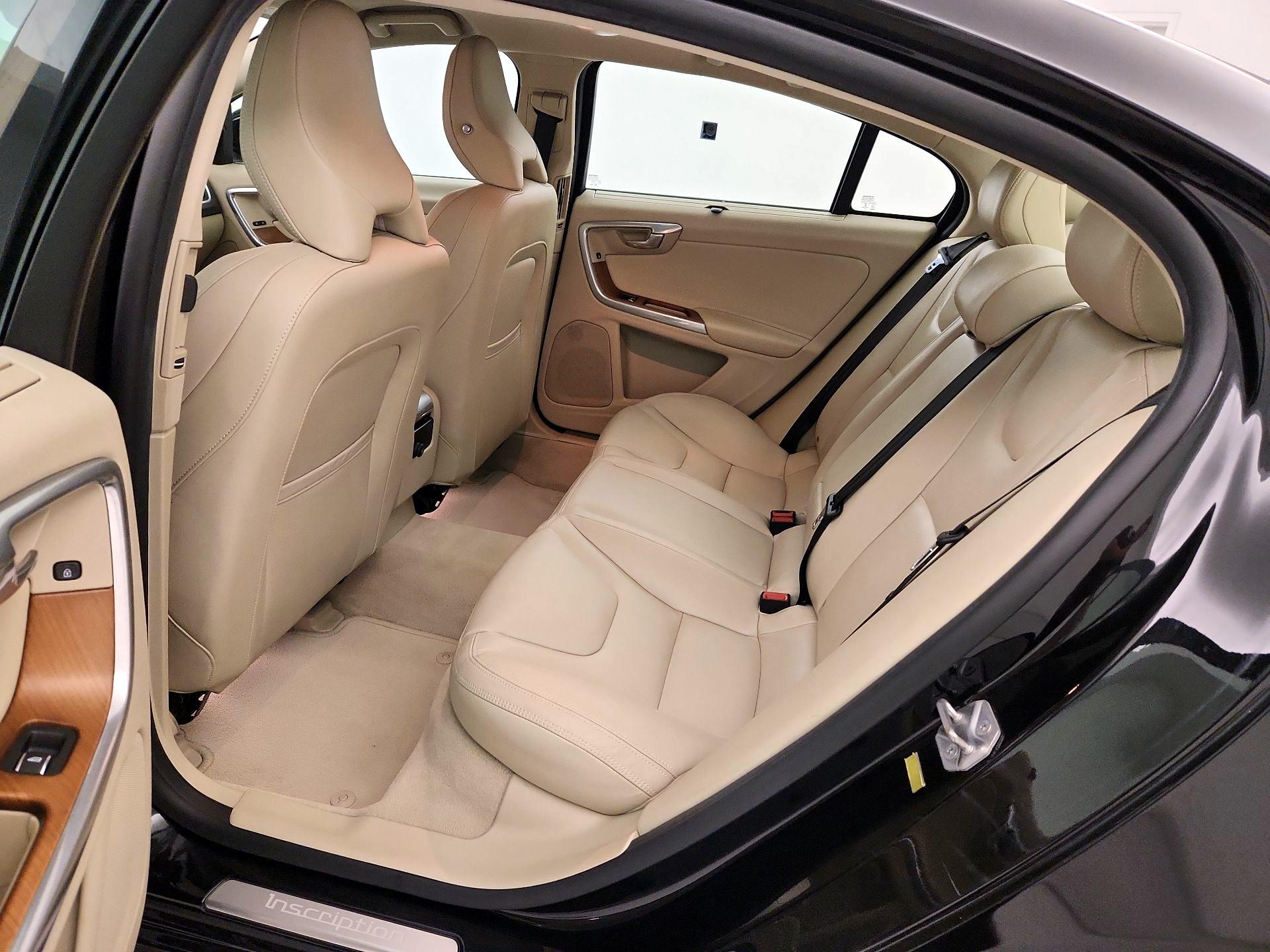 Thumbnail: 2016 Volvo S60 - 20