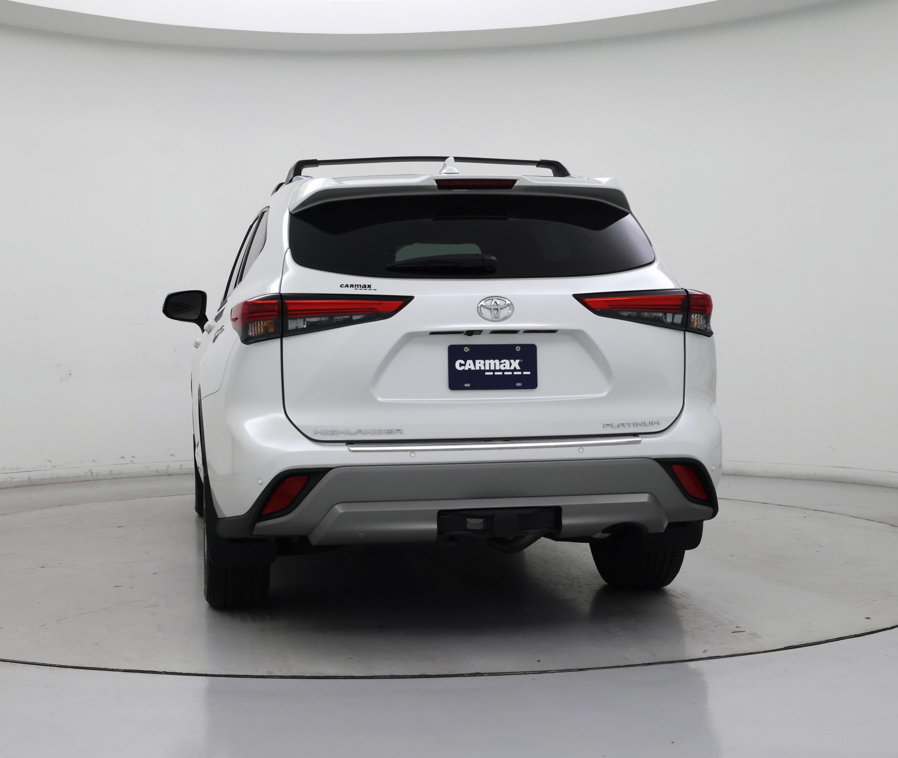 Thumbnail: 2022 Toyota Highlander - 6