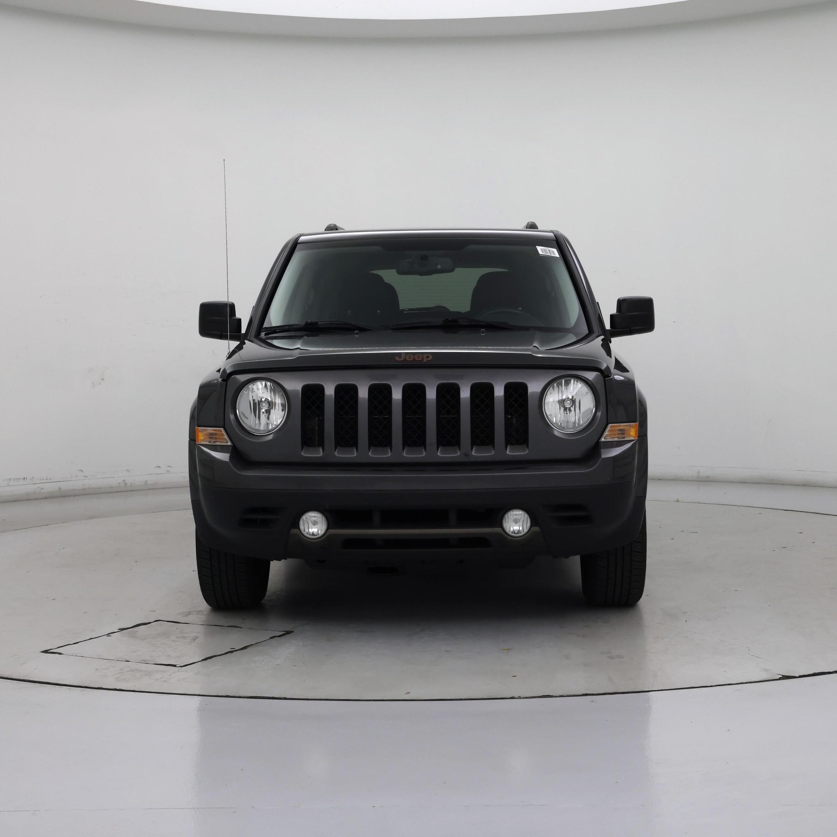 Thumbnail: 2017 Jeep Patriot - 5
