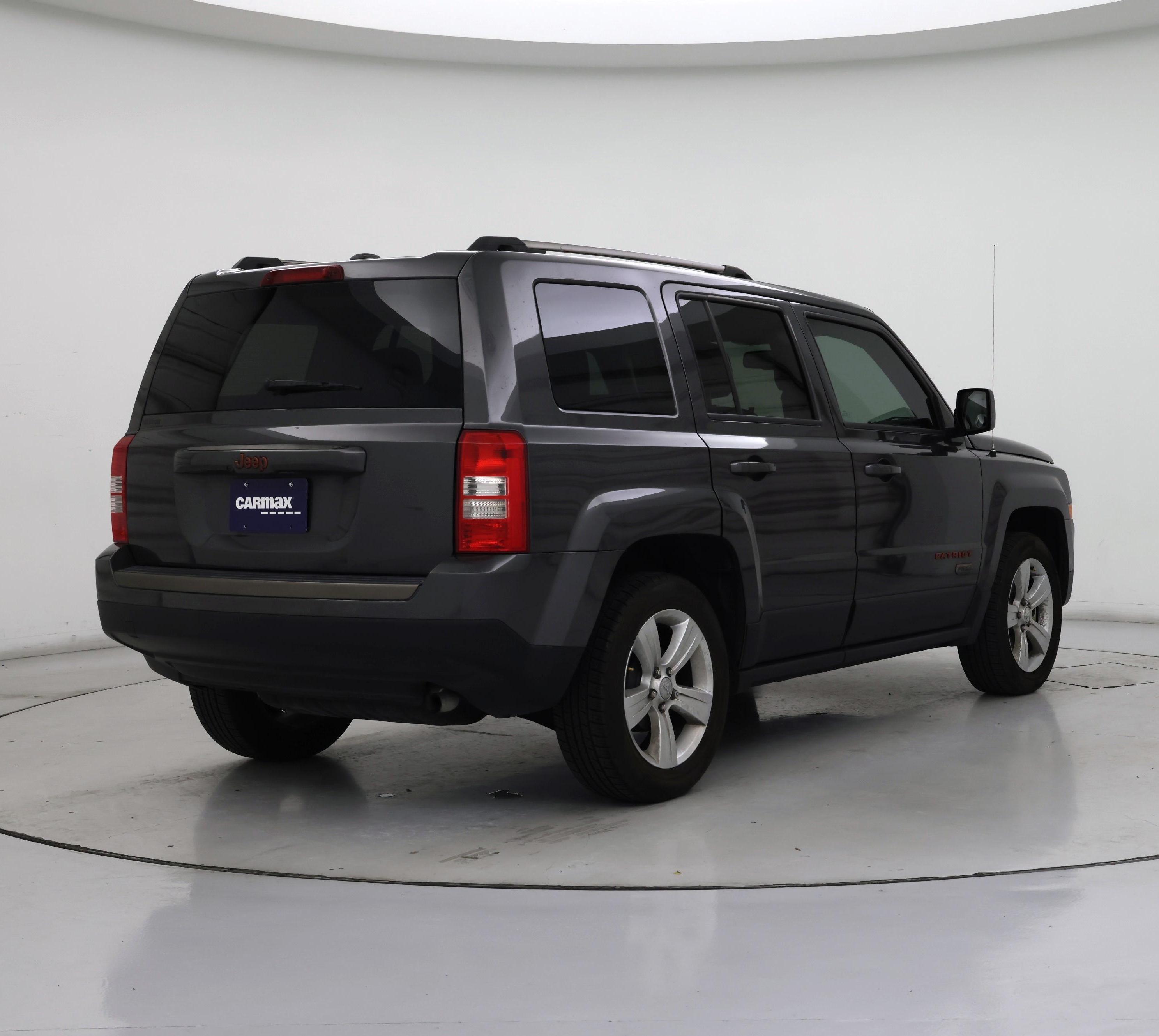 Thumbnail: 2017 Jeep Patriot - 8