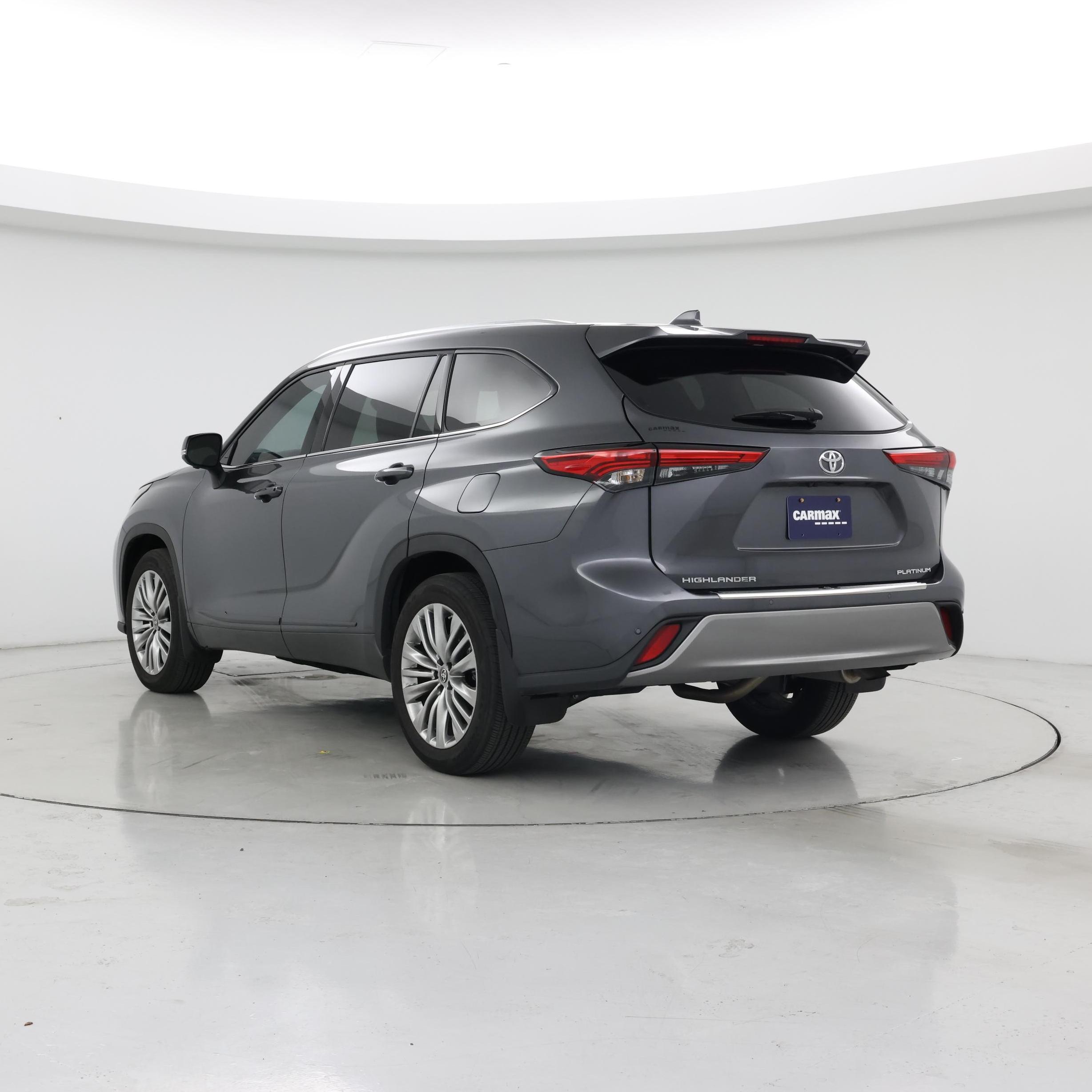Thumbnail: 2023 Toyota Highlander - 2