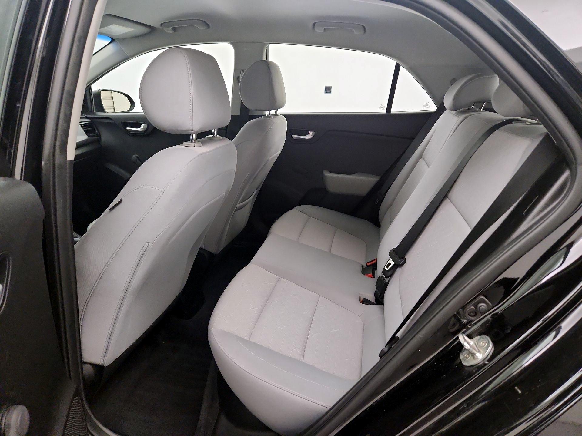 Thumbnail: 2018 Kia Rio5 - 18