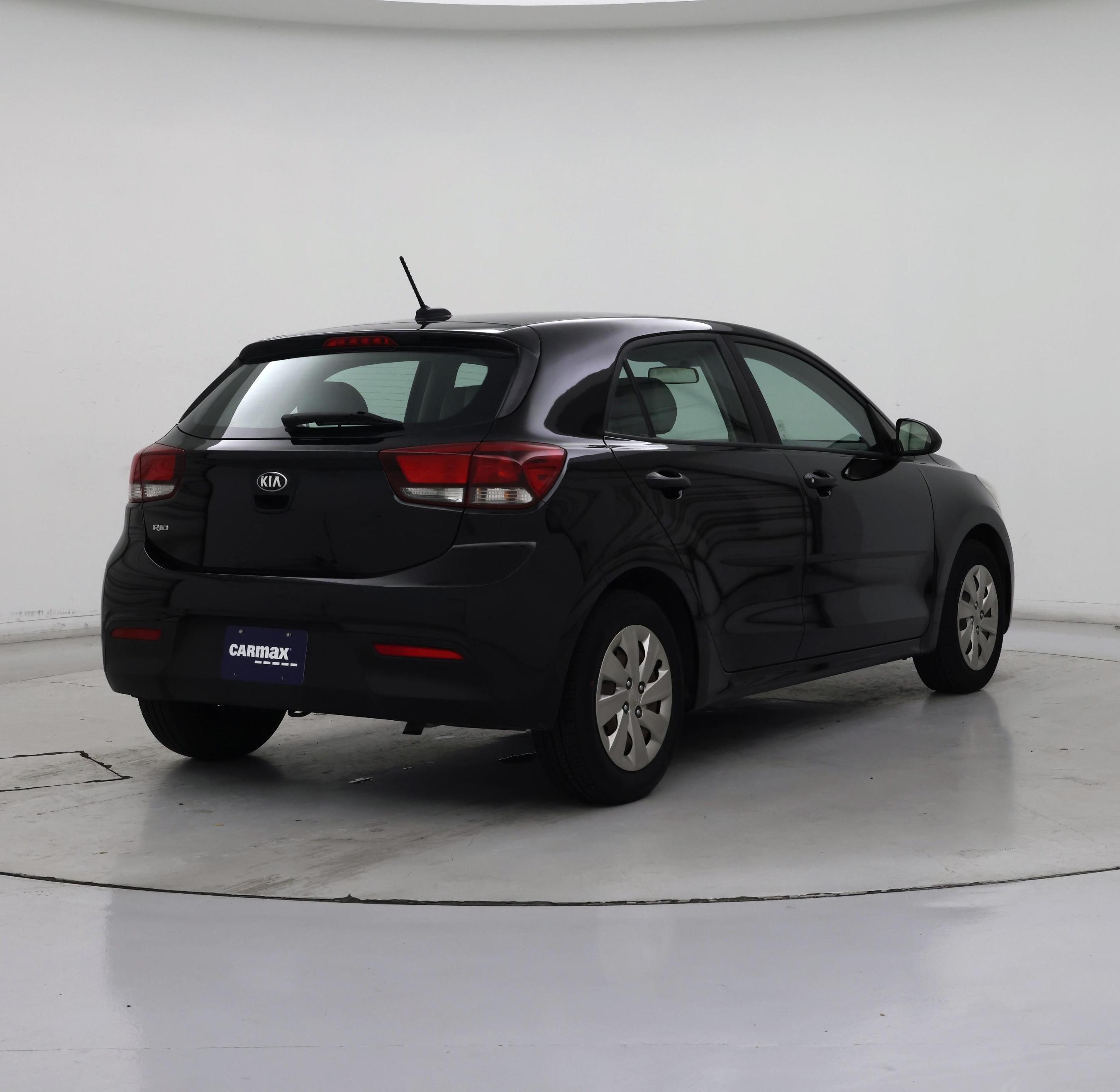 Thumbnail: 2018 Kia Rio5 - 8