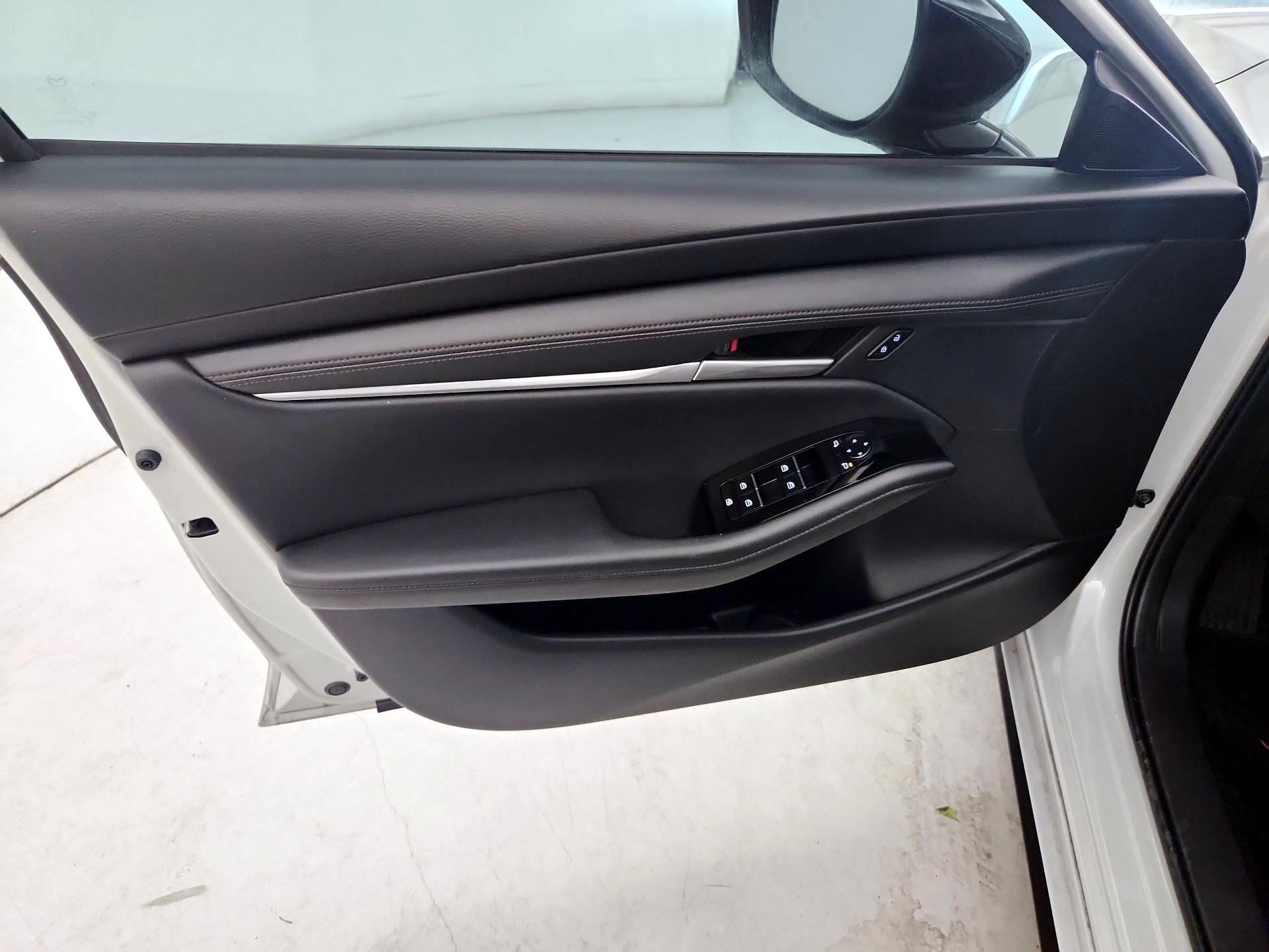 Thumbnail: 2025 Mazda Mazda3 - 12