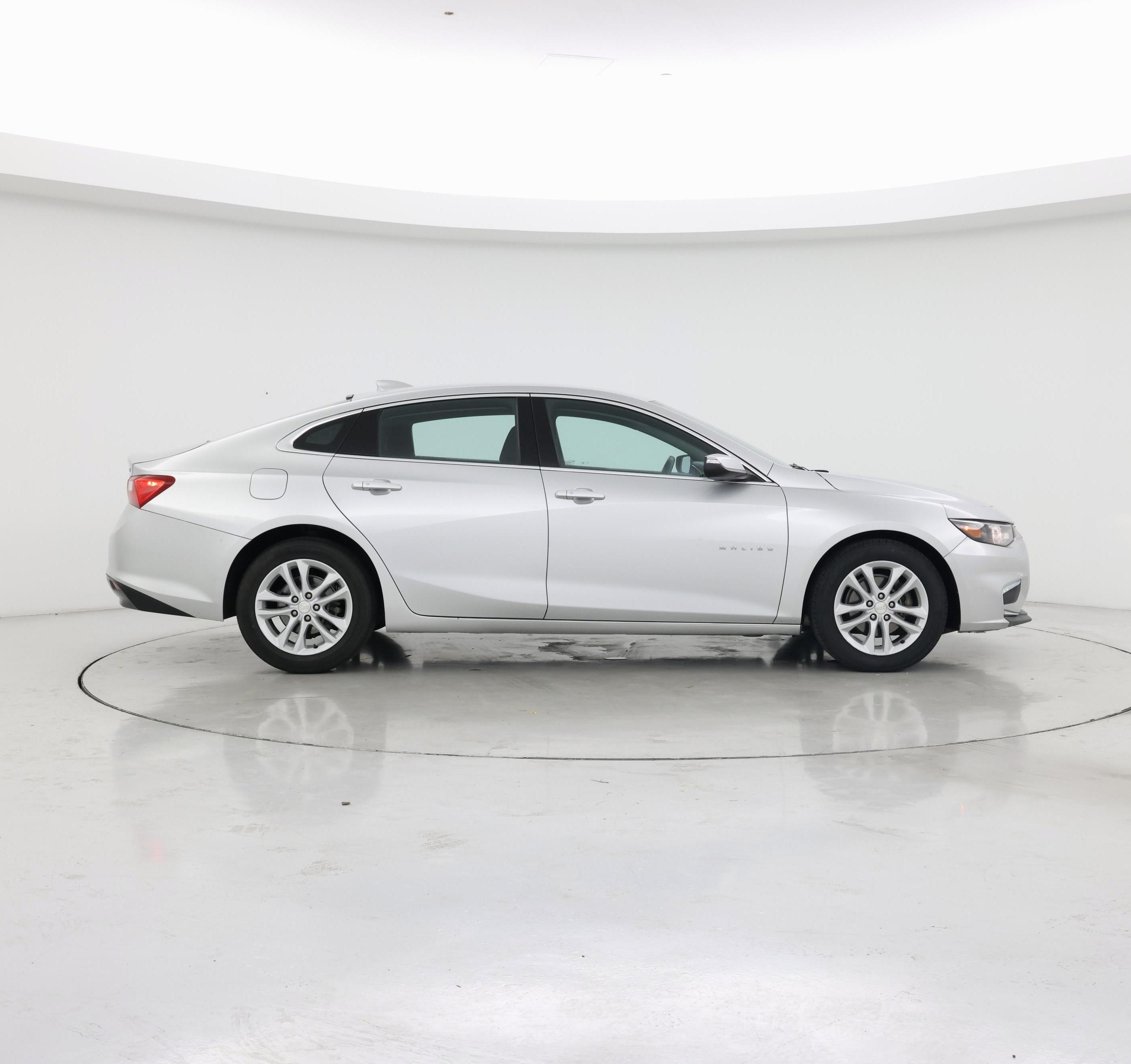 Thumbnail: 2018 Chevrolet Malibu - 7