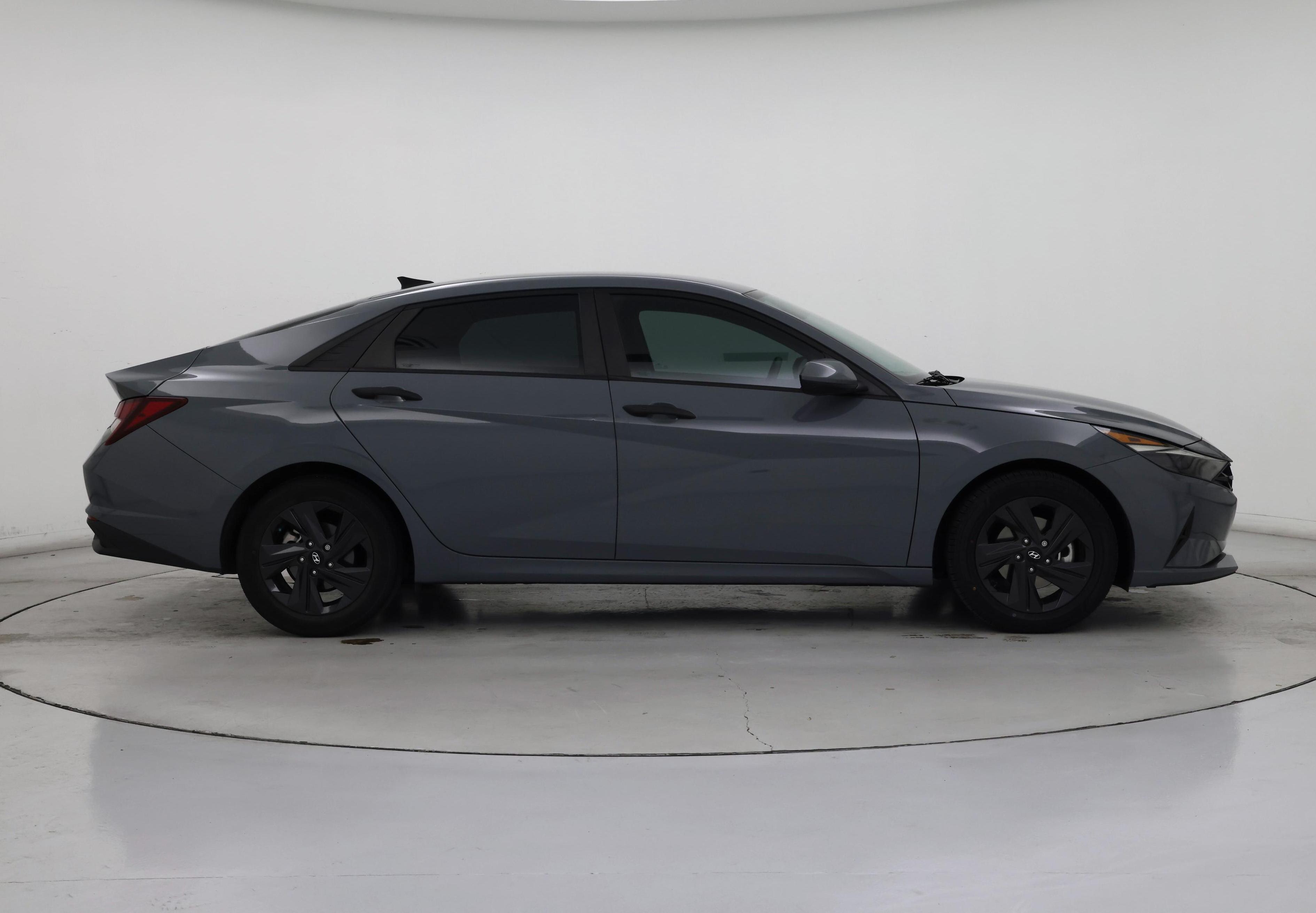 Thumbnail: 2021 Hyundai Elantra - 7