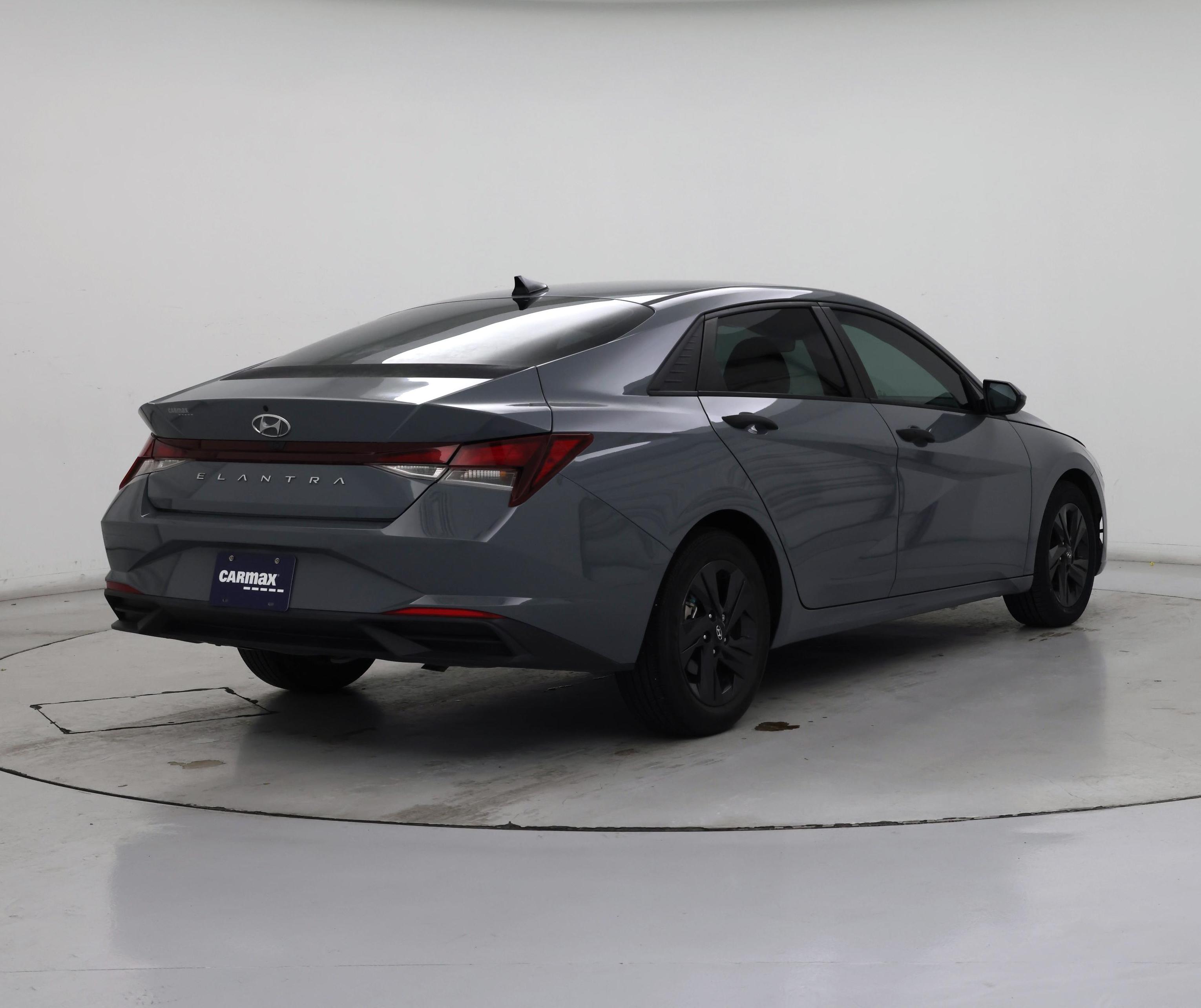 Thumbnail: 2021 Hyundai Elantra - 8
