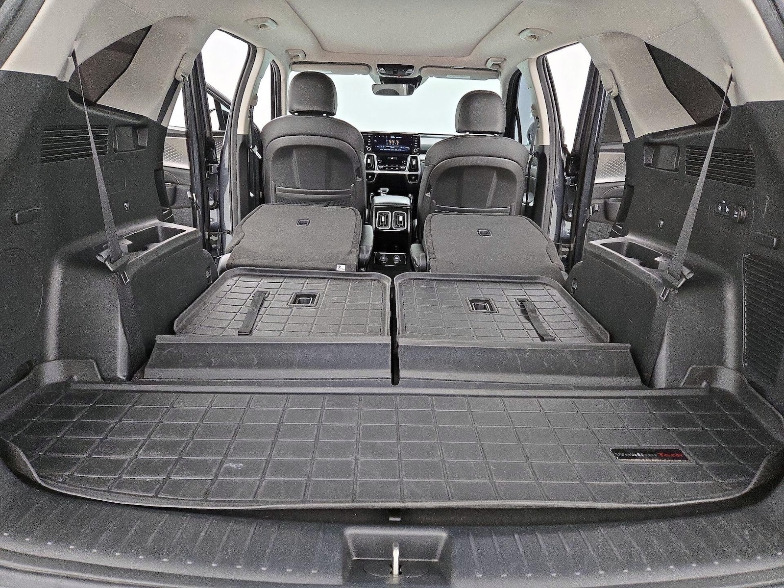 2022 Kia Sorento SX - Photo 25