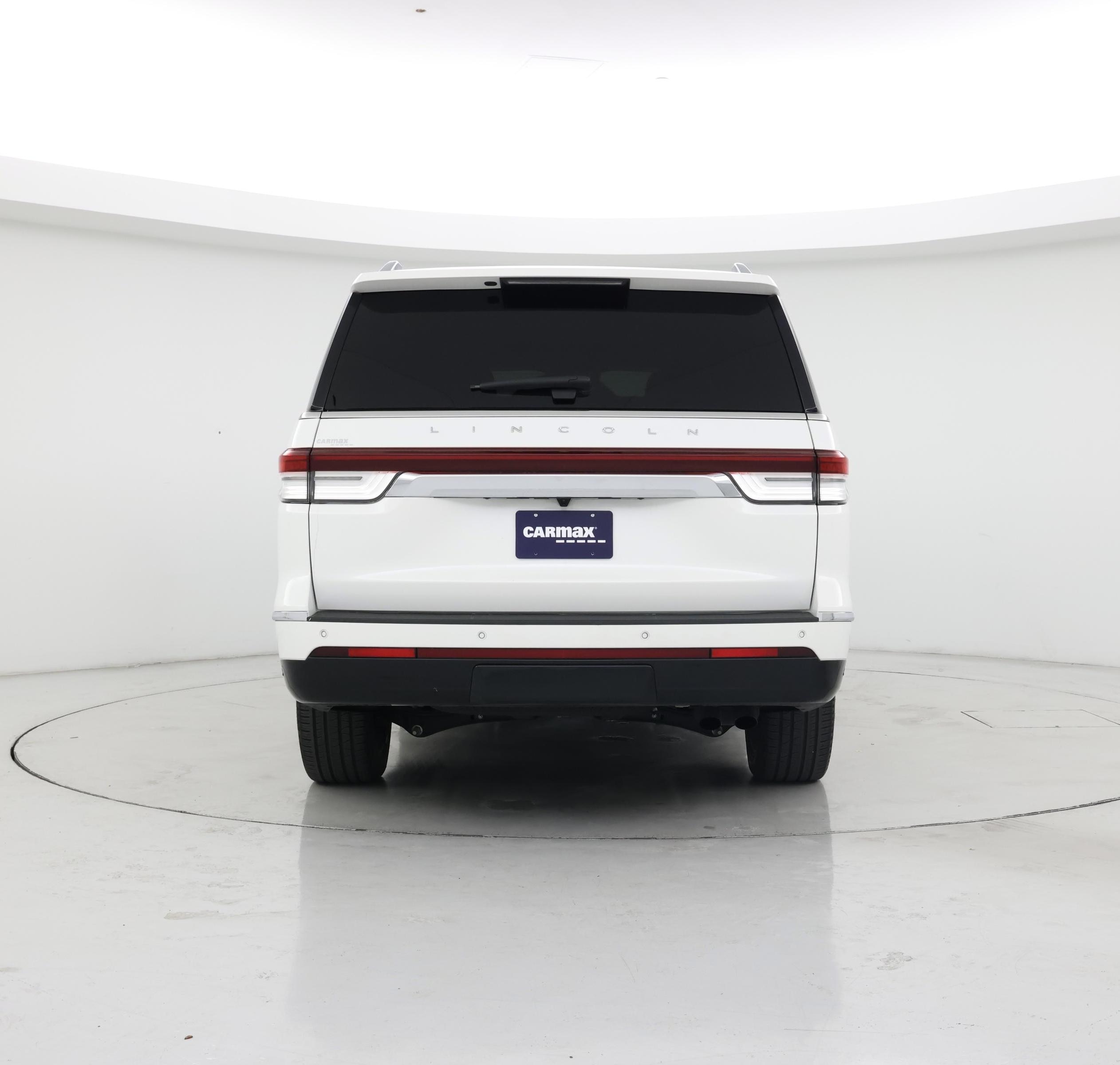 Thumbnail: 2023 Lincoln Navigator L - 6