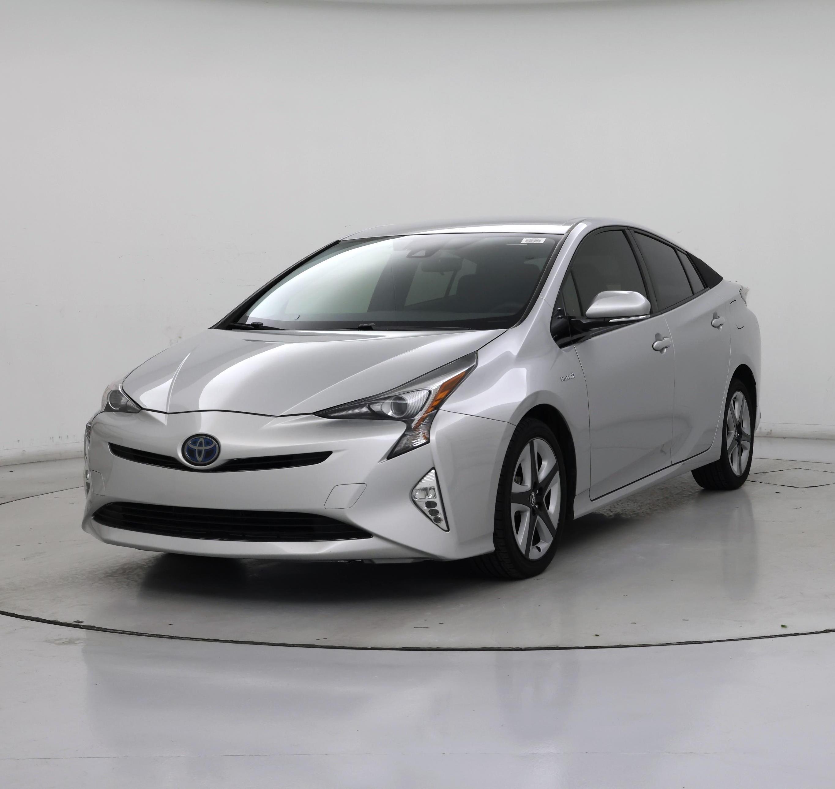 Thumbnail: 2016 Toyota Prius - 4