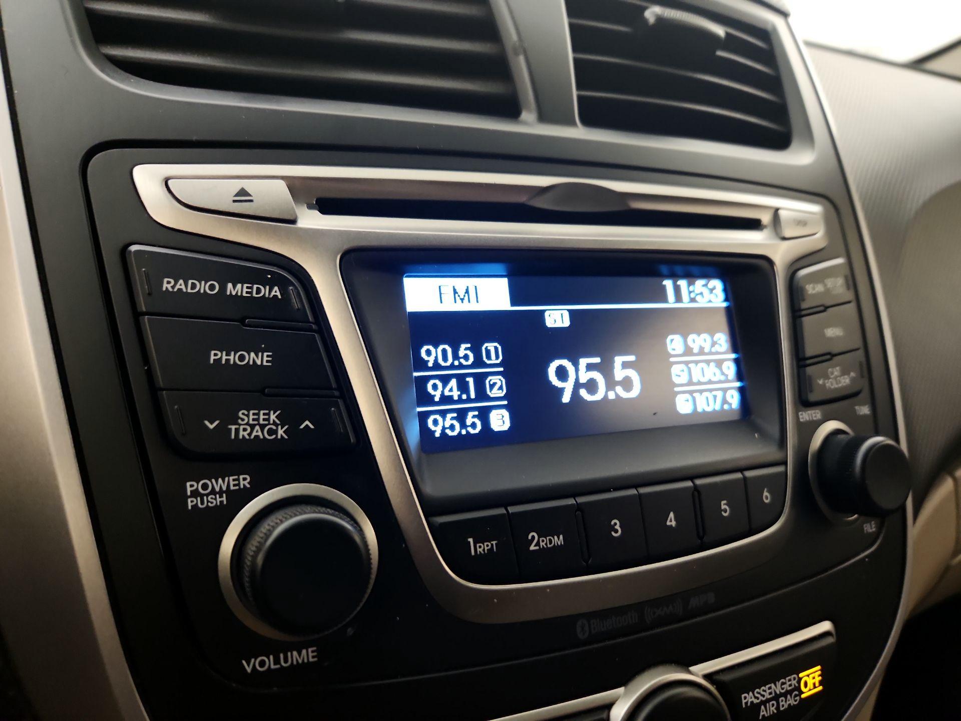 Thumbnail: 2017 Hyundai Accent - 14