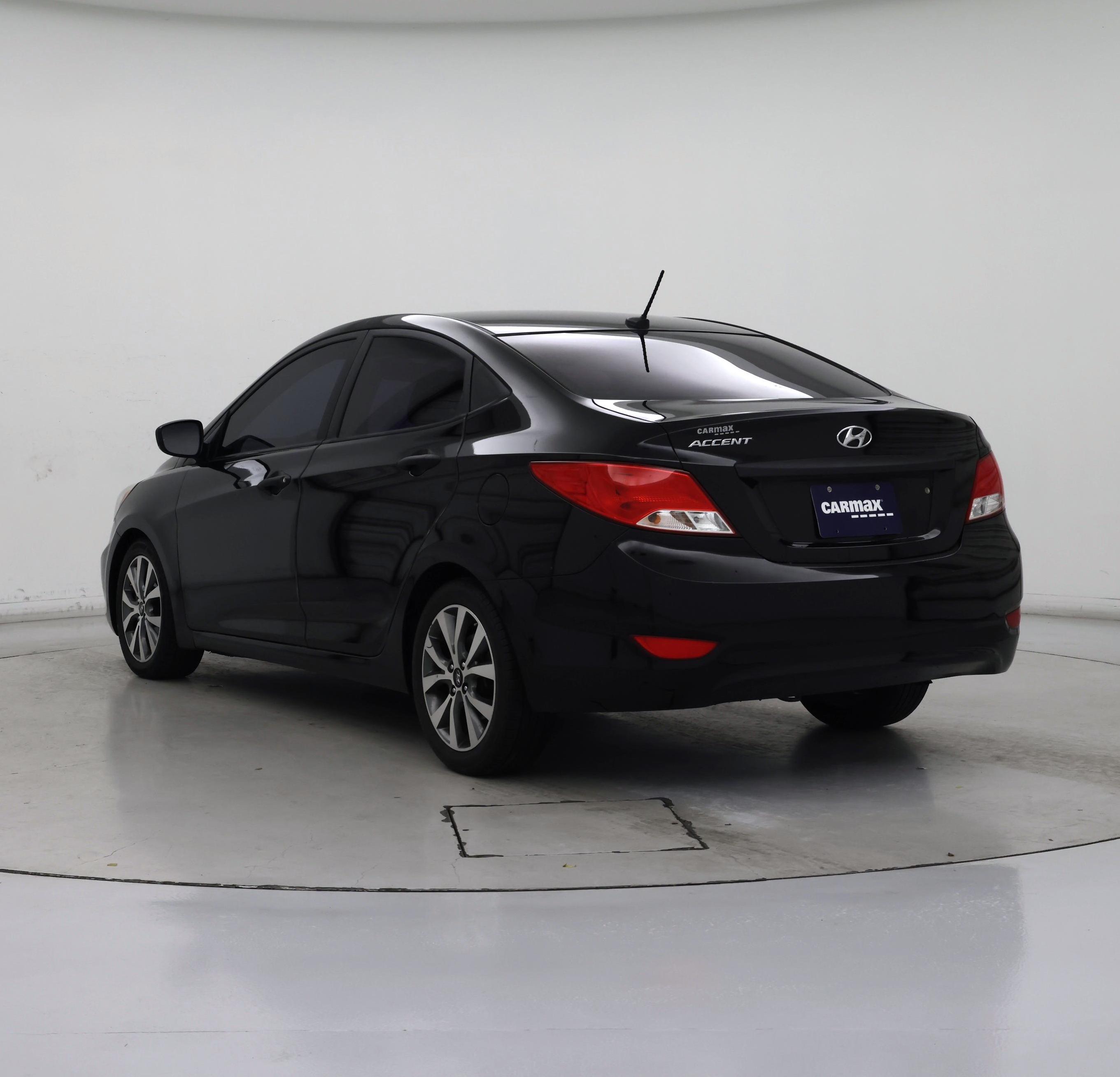 Thumbnail: 2017 Hyundai Accent - 2