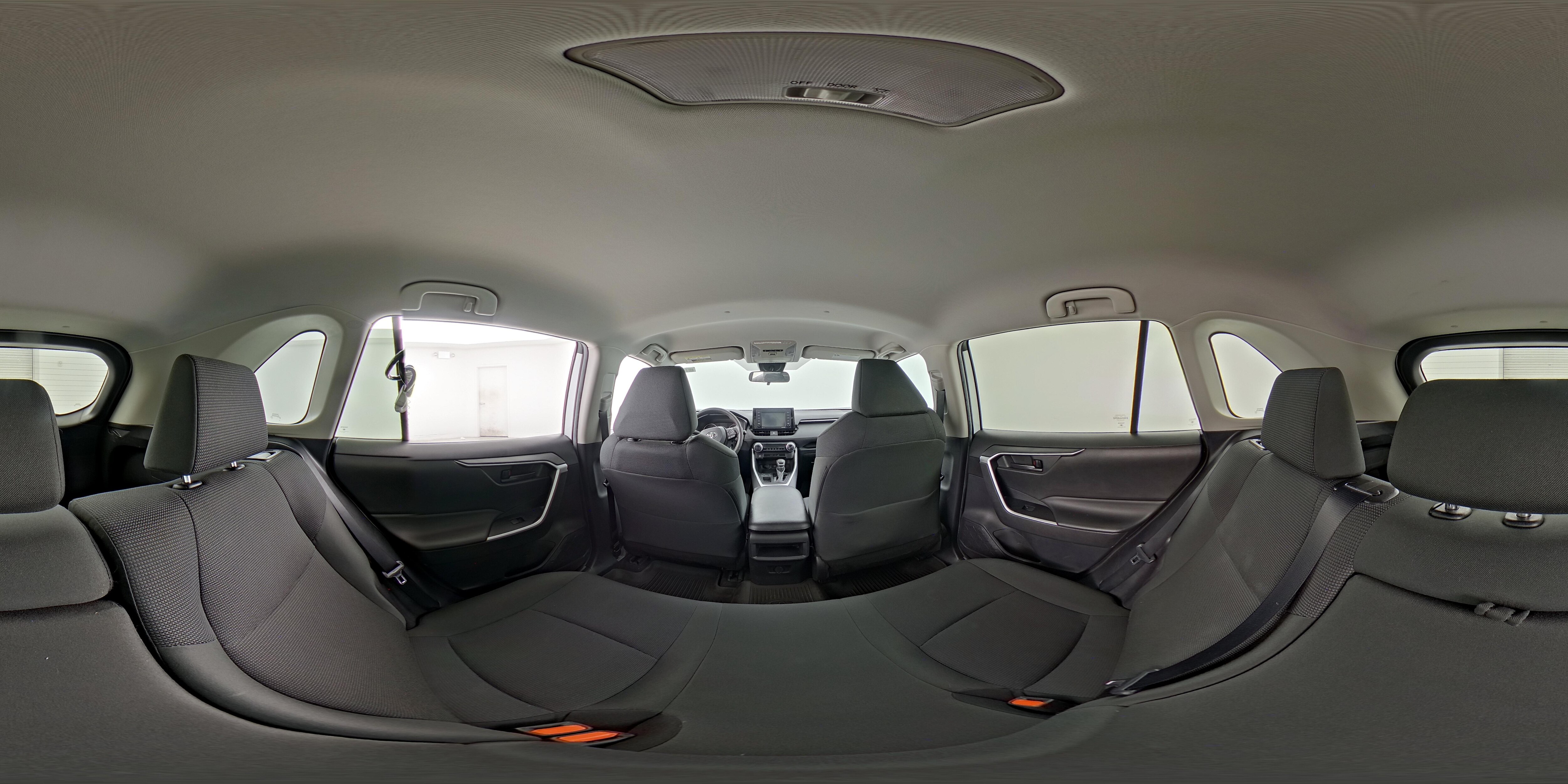 2021 Toyota RAV4 LE - Photo 25