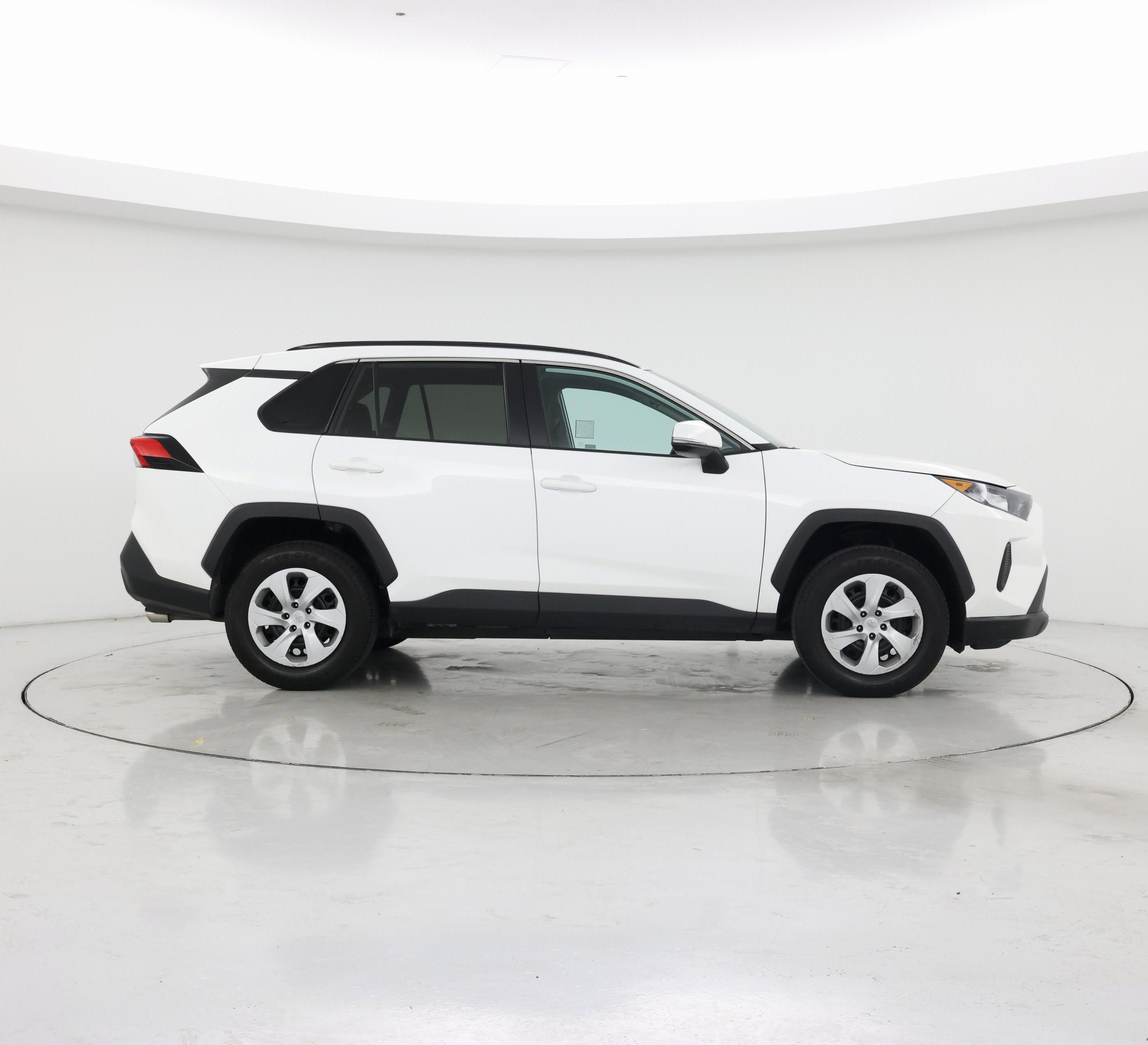Thumbnail: 2021 Toyota RAV4 - 7