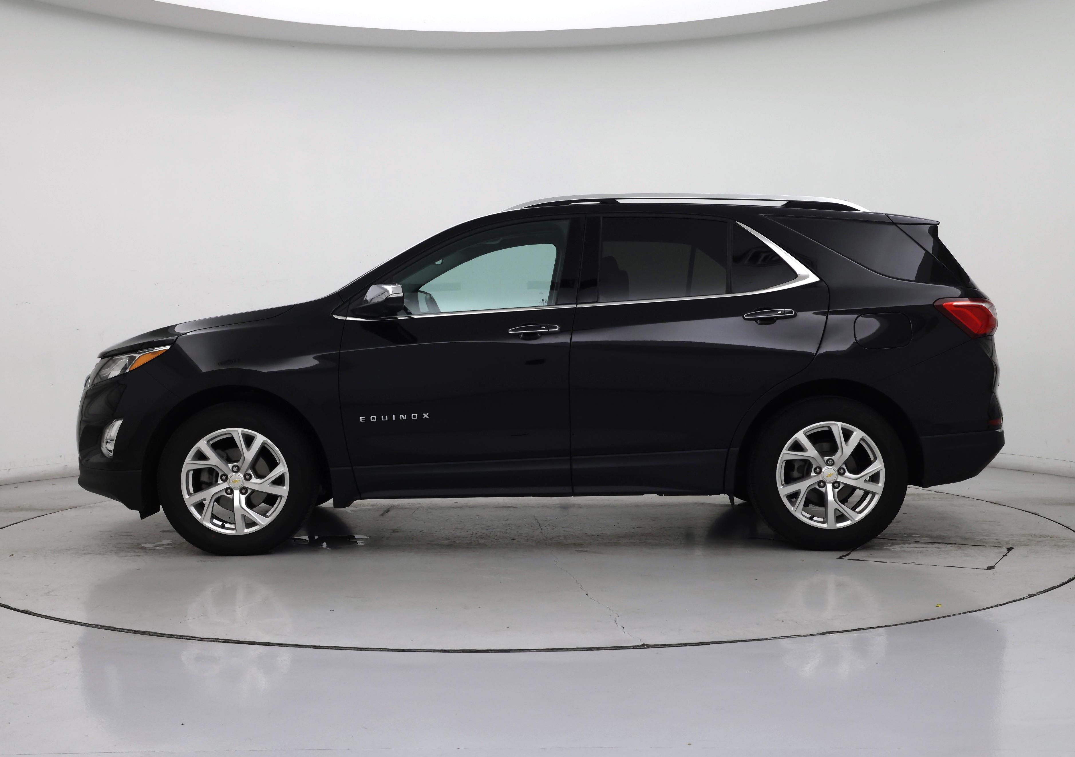 Thumbnail: 2019 Chevrolet Equinox - 3