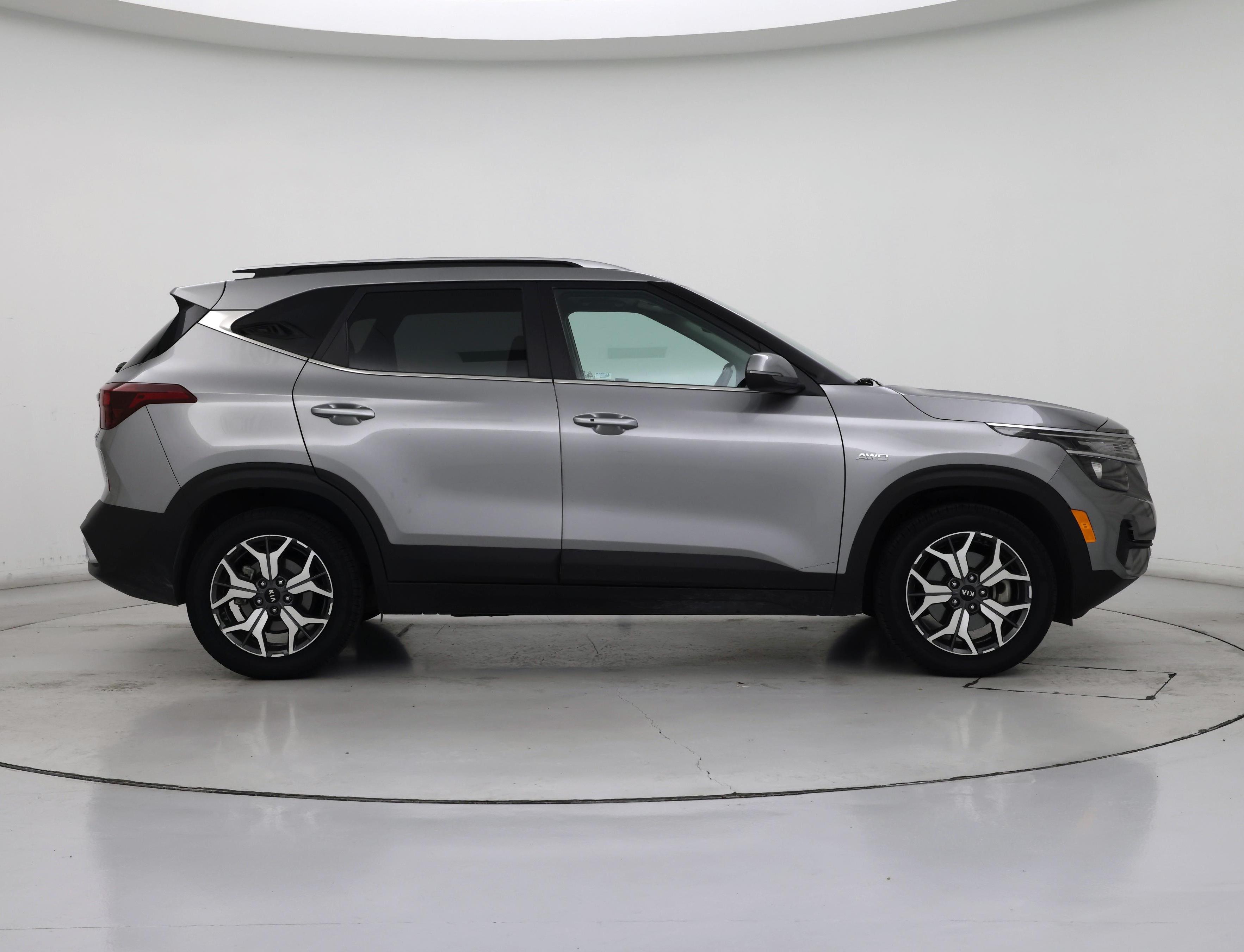 Thumbnail: 2021 Kia Seltos - 7