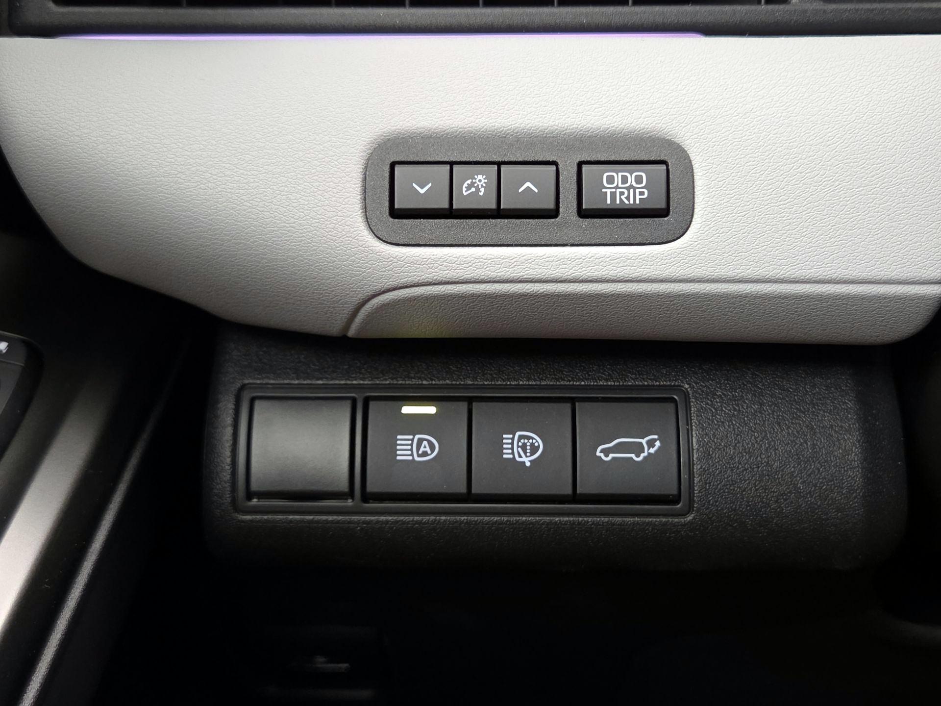 Thumbnail: 2026 Subaru Solterra - 13