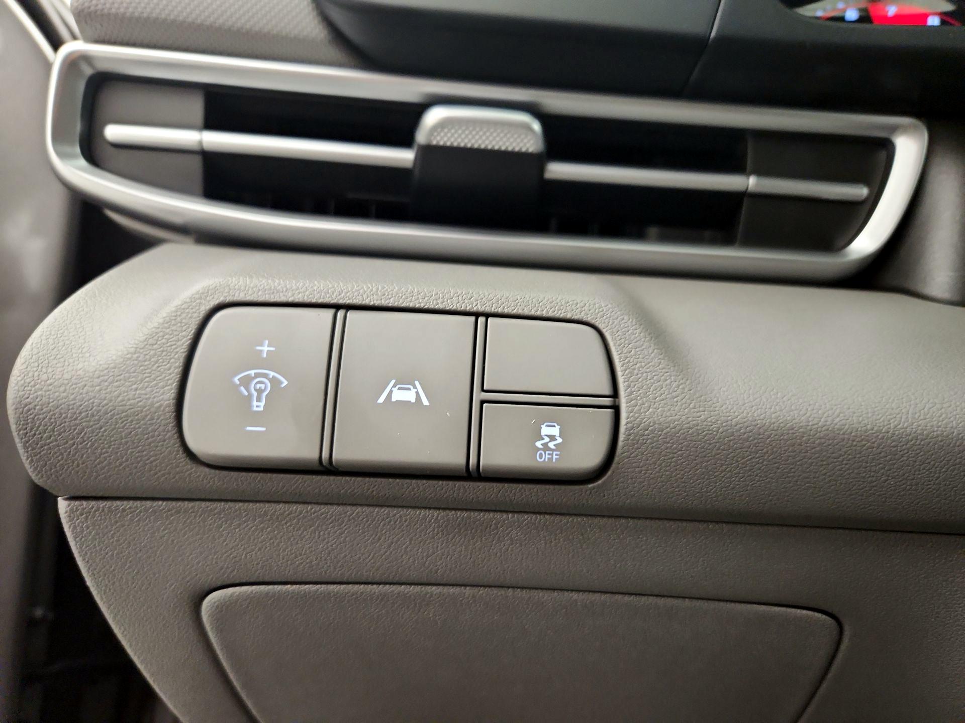 Thumbnail: 2023 Hyundai Elantra - 13