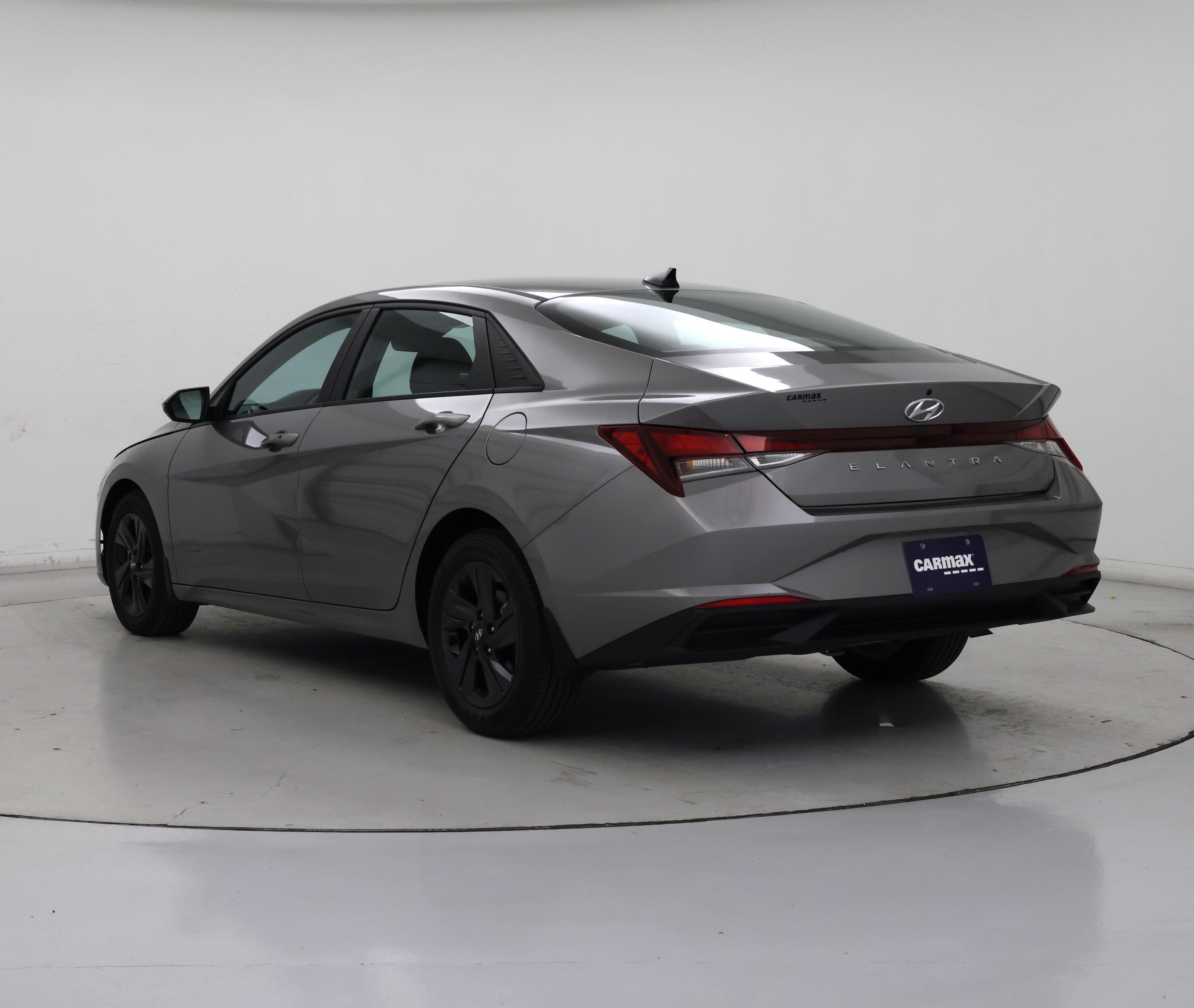 Thumbnail: 2023 Hyundai Elantra - 2