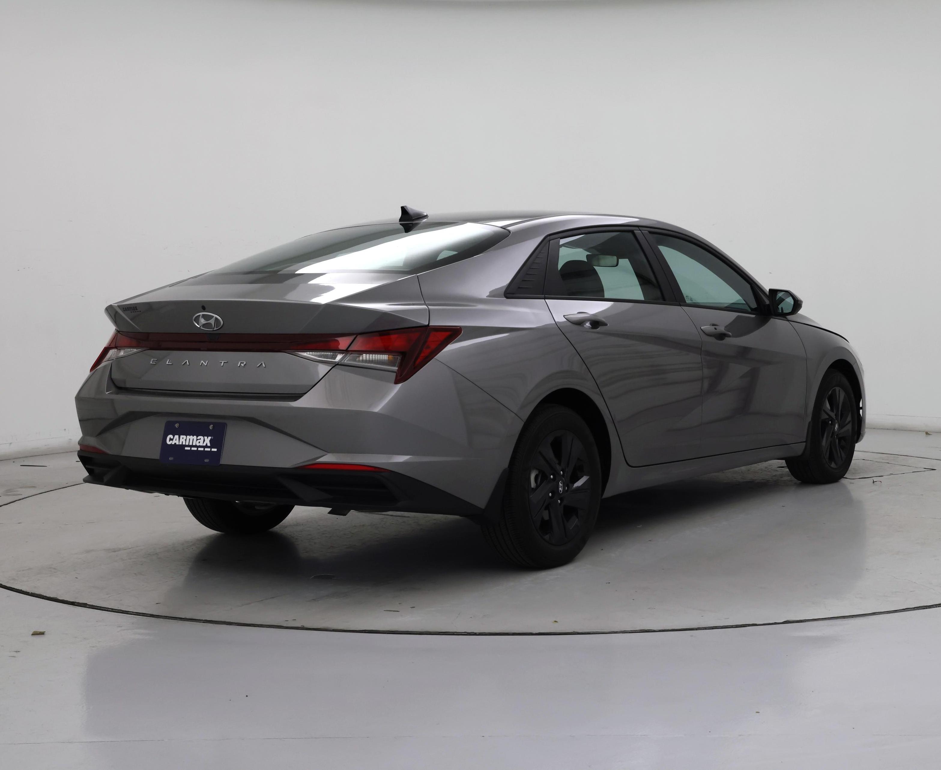 Thumbnail: 2023 Hyundai Elantra - 8