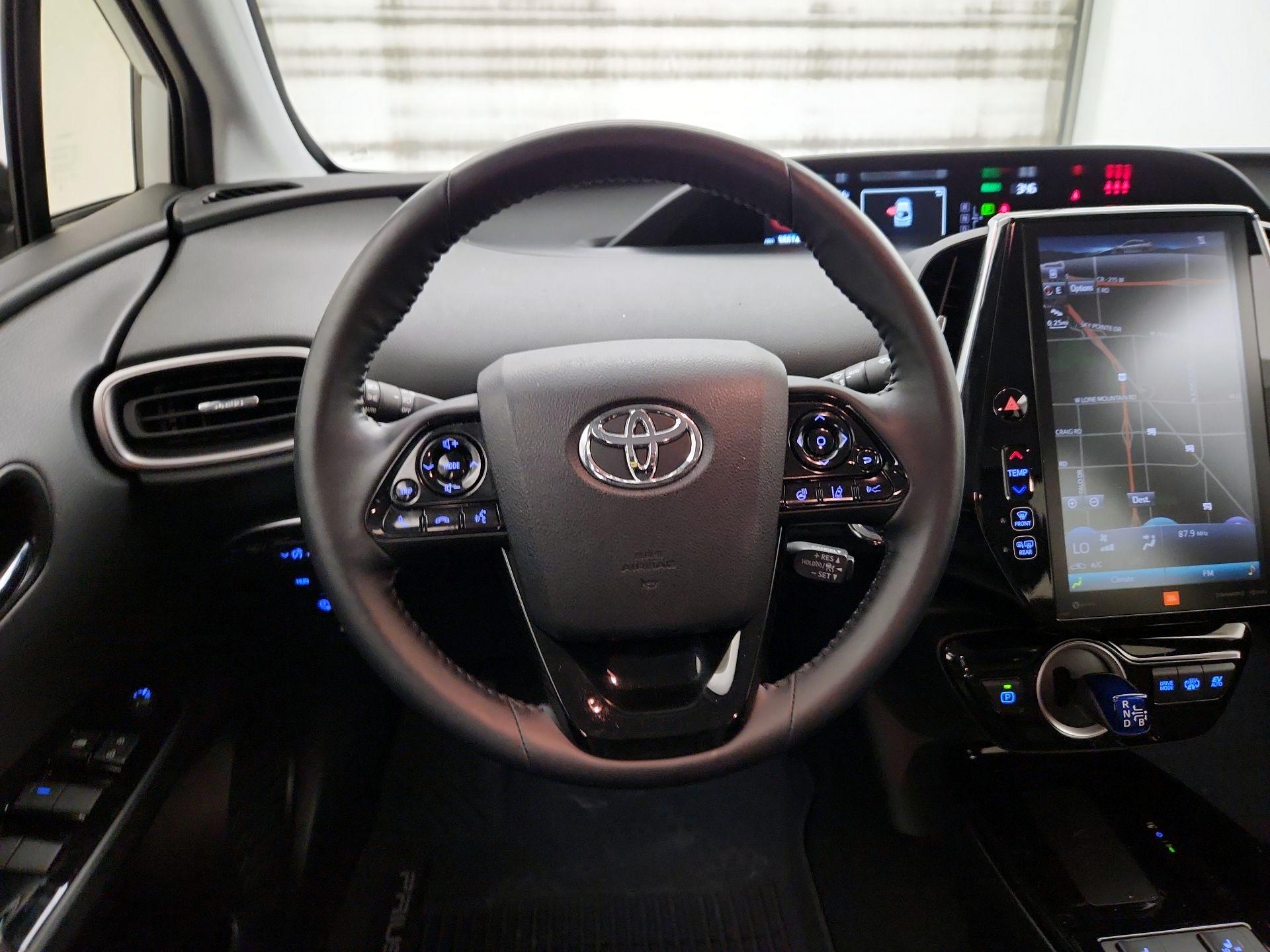 Thumbnail: 2021 Toyota Prius Prime - 10