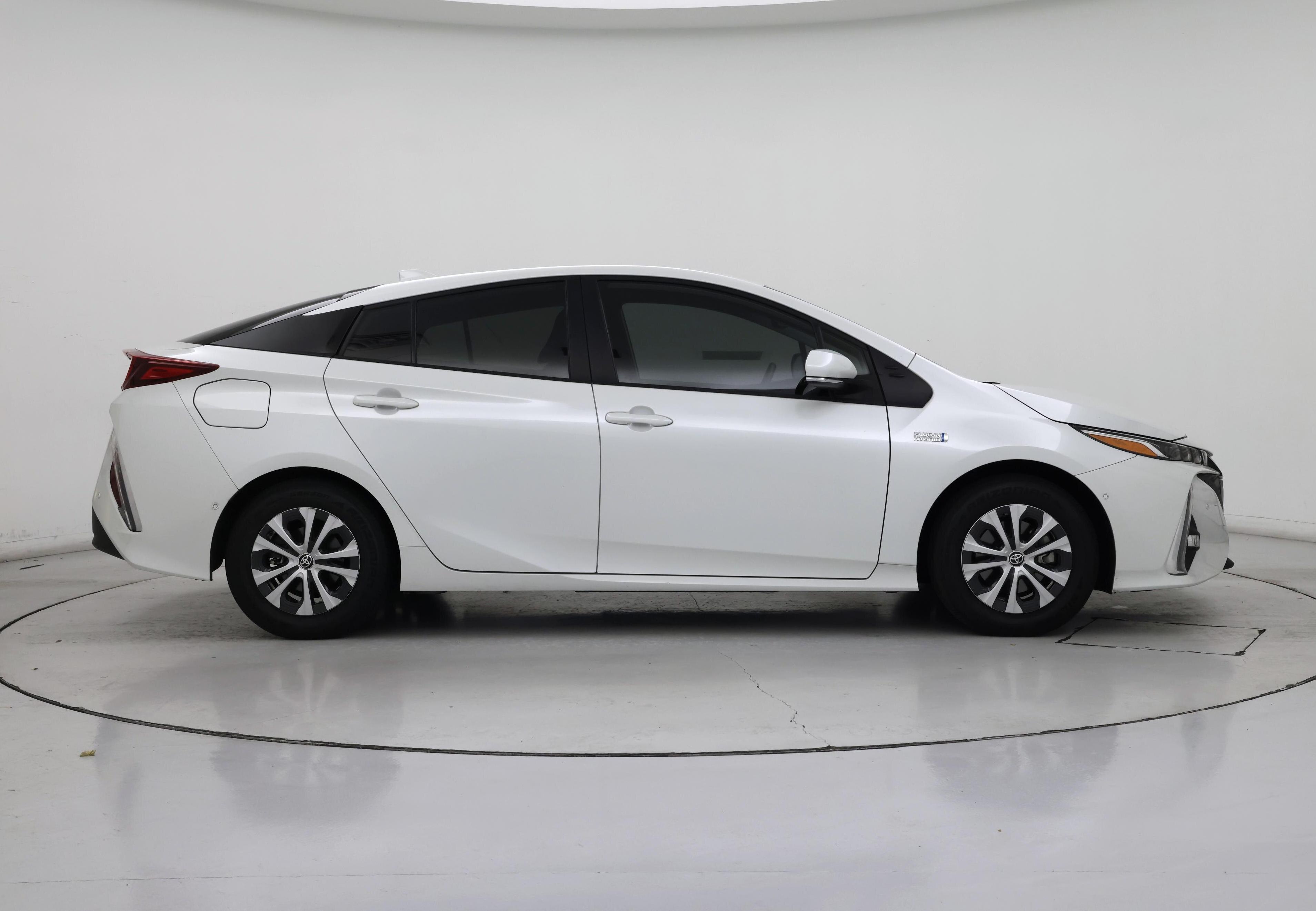 Thumbnail: 2021 Toyota Prius Prime - 7