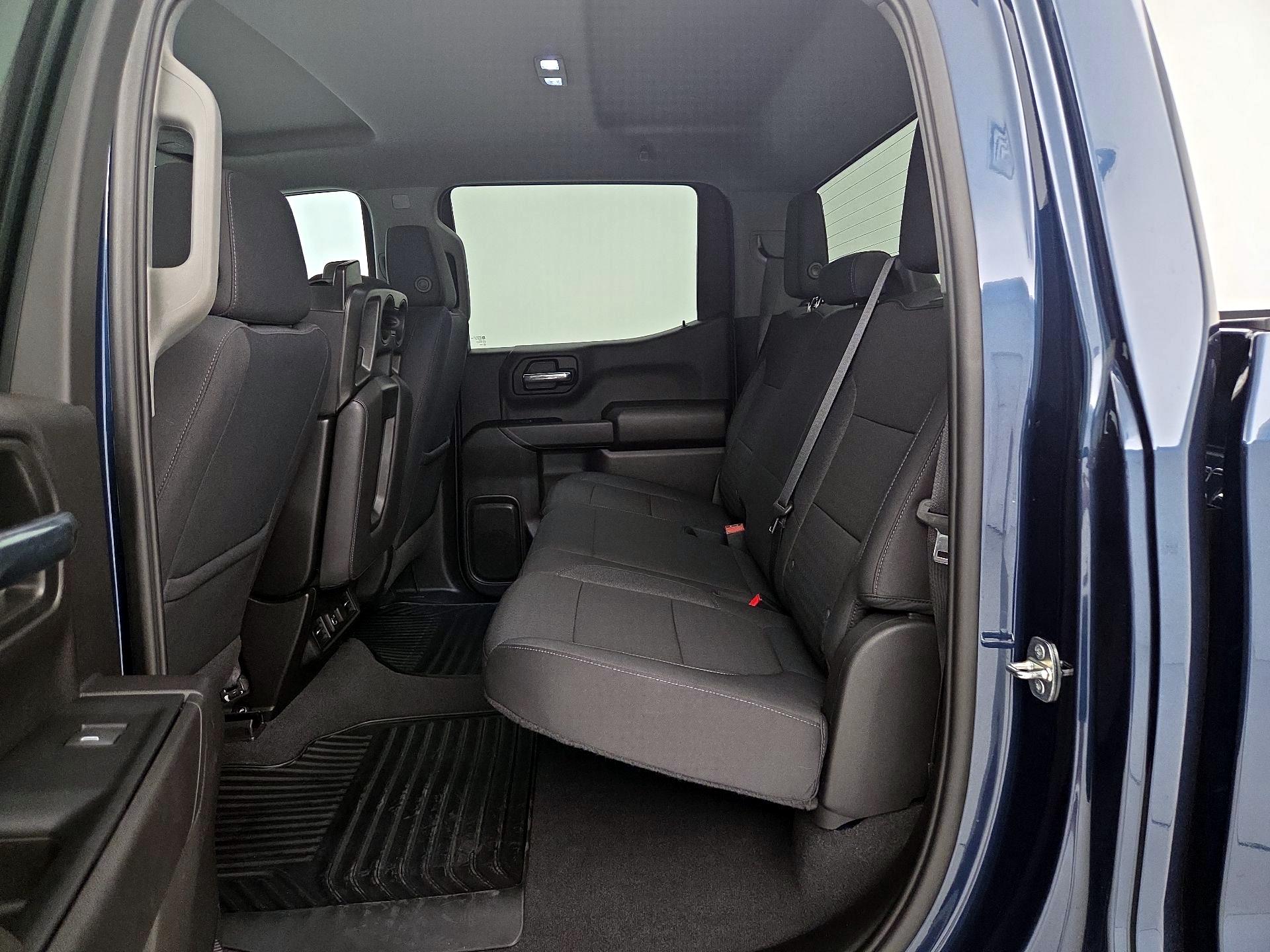 Thumbnail: 2022 Chevrolet Silverado 1500 - 19