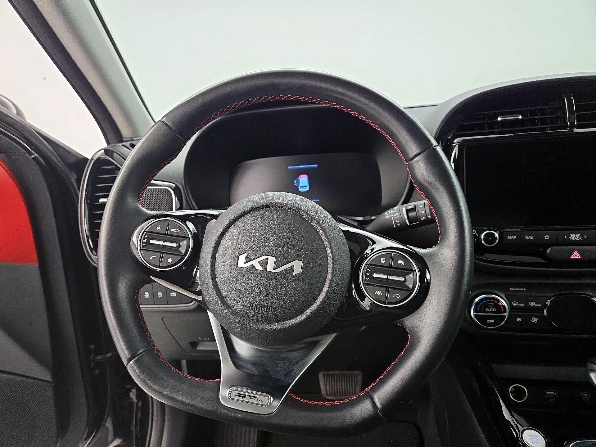 Thumbnail: 2023 Kia Soul - 10