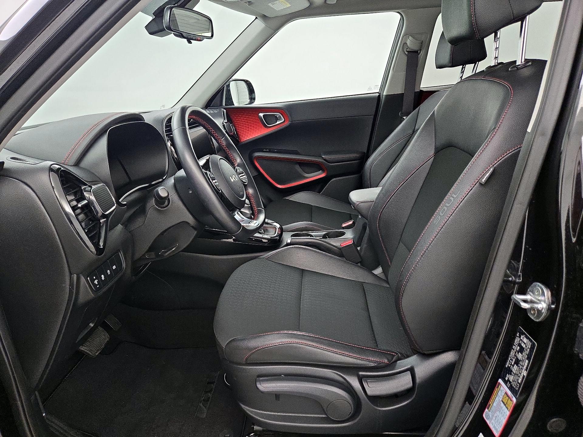 Thumbnail: 2023 Kia Soul - 11