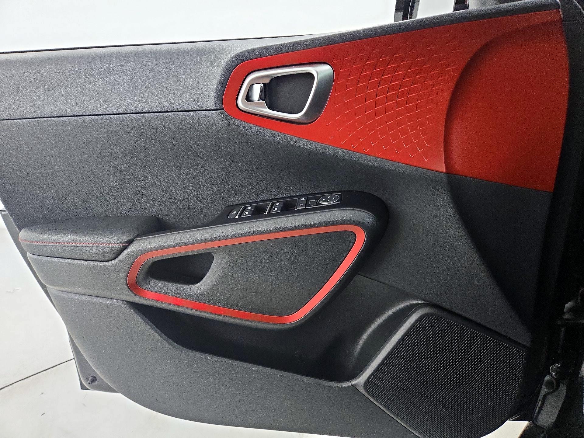 Thumbnail: 2023 Kia Soul - 12