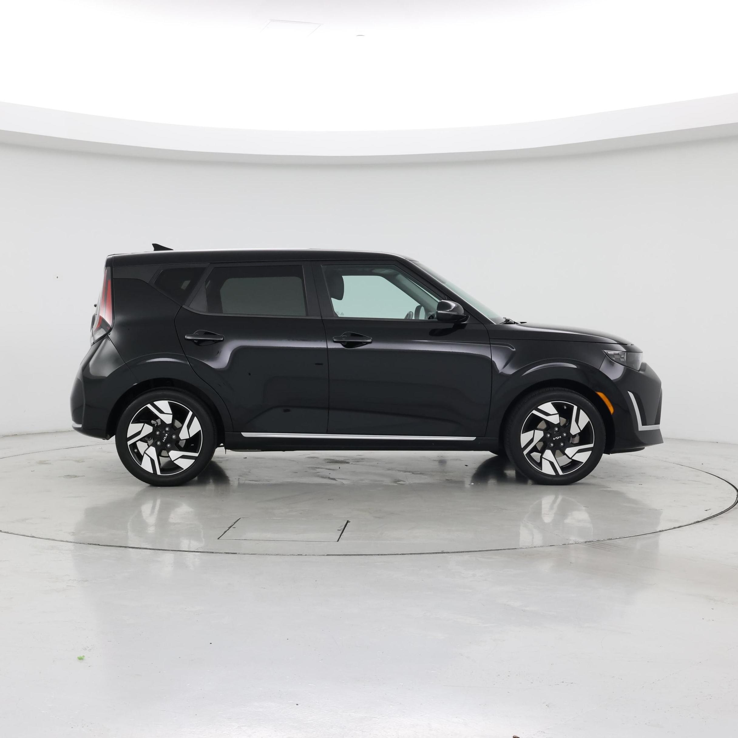 Thumbnail: 2023 Kia Soul - 7