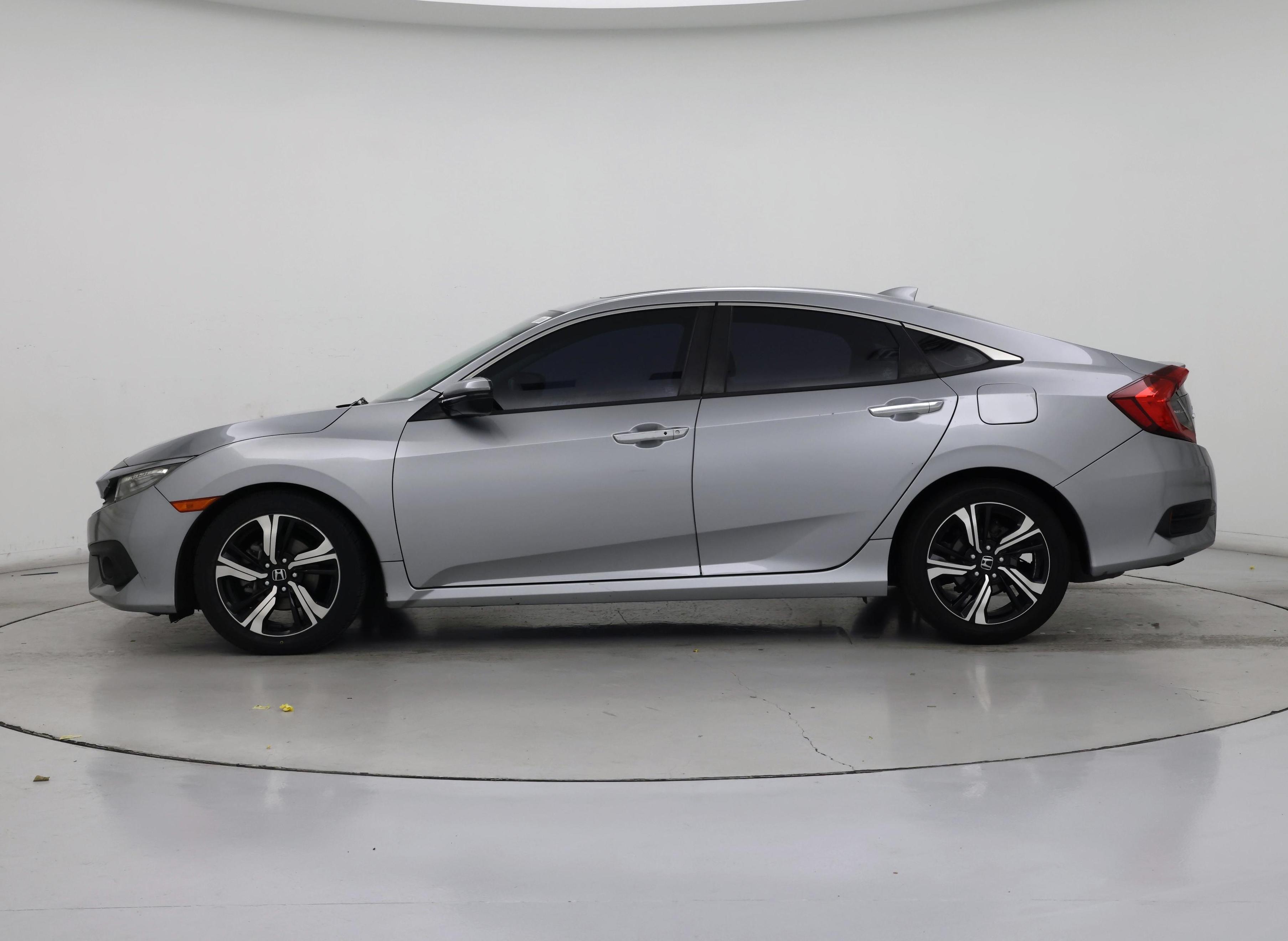 Thumbnail: 2017 Honda Civic - 3