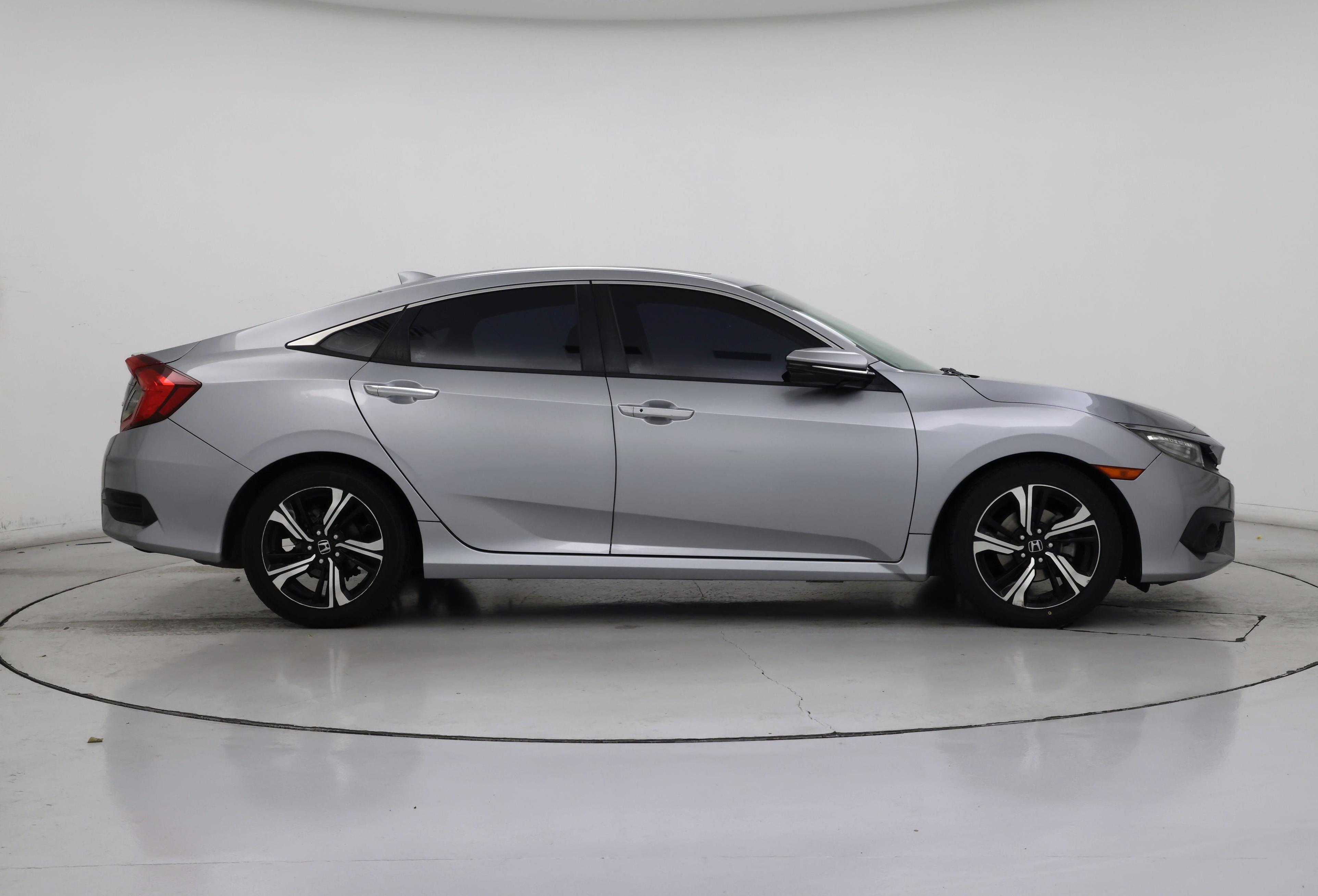 Thumbnail: 2017 Honda Civic - 7