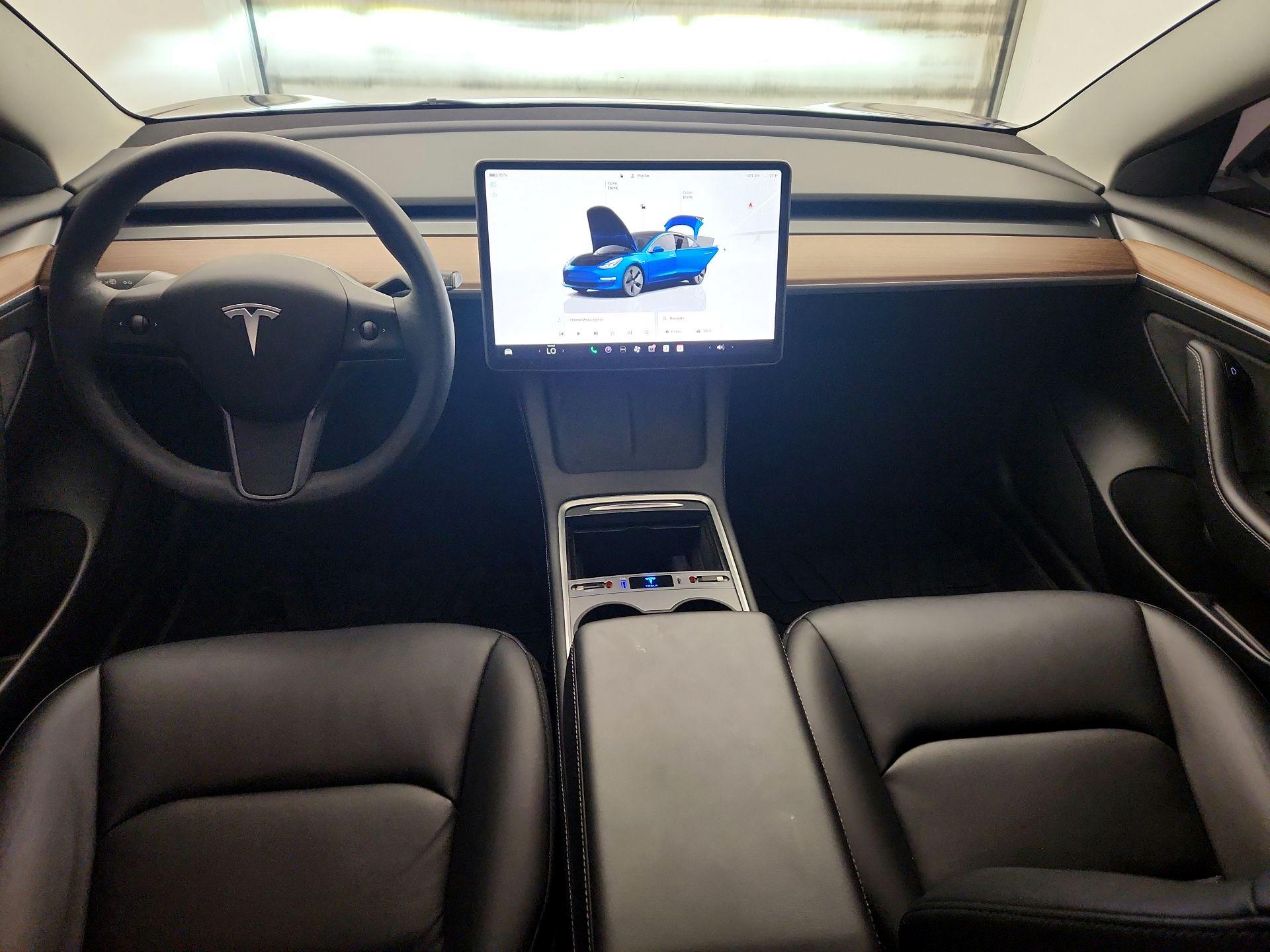 Thumbnail: 2022 Tesla Model 3 - 9