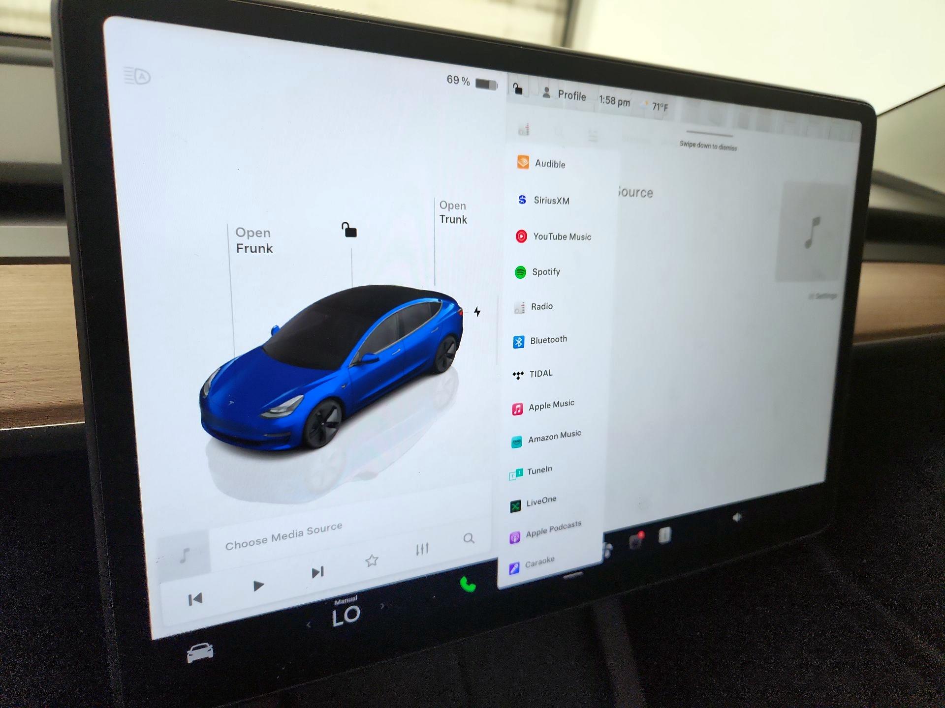 Thumbnail: 2022 Tesla Model 3 - 15