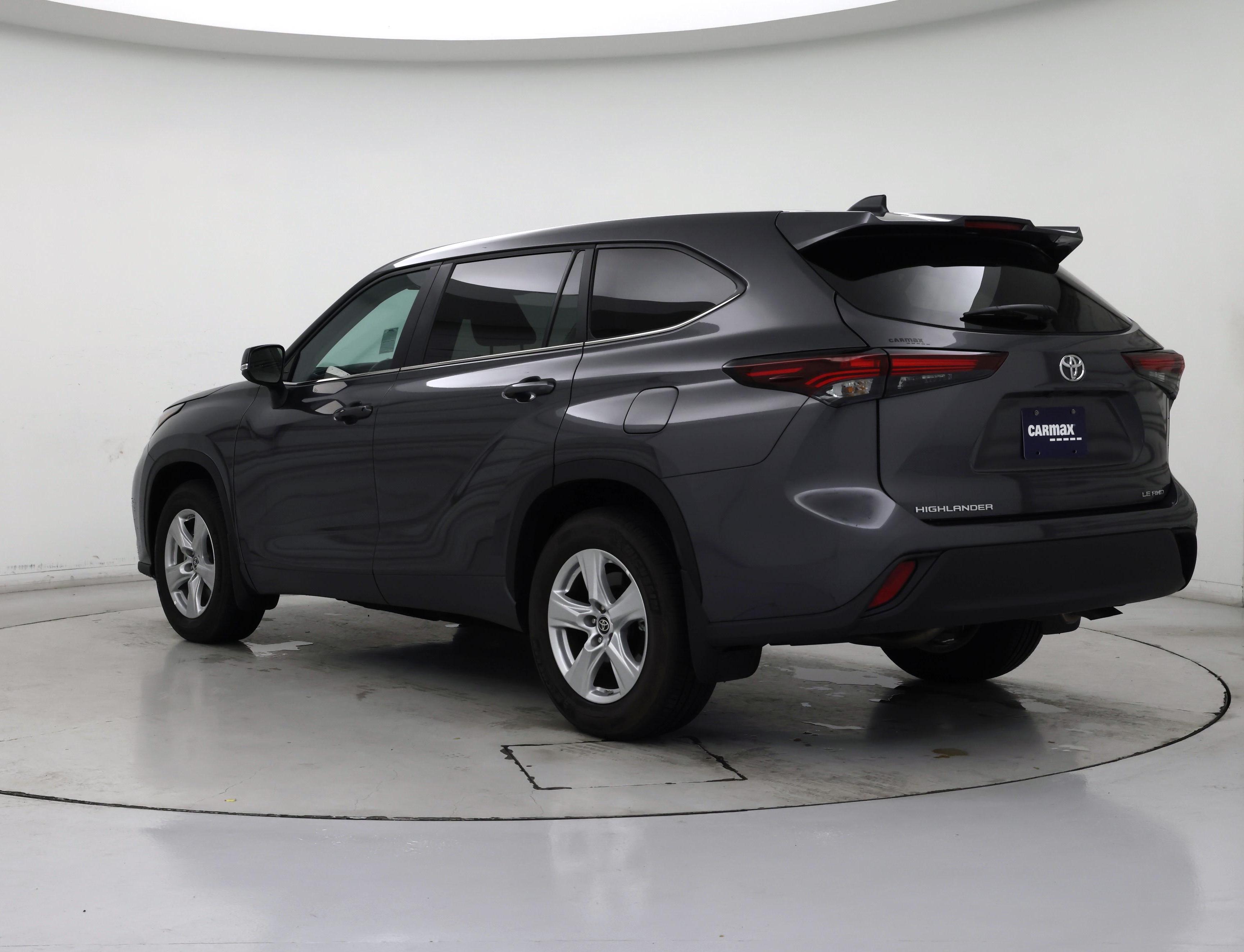 Thumbnail: 2024 Toyota Highlander - 2