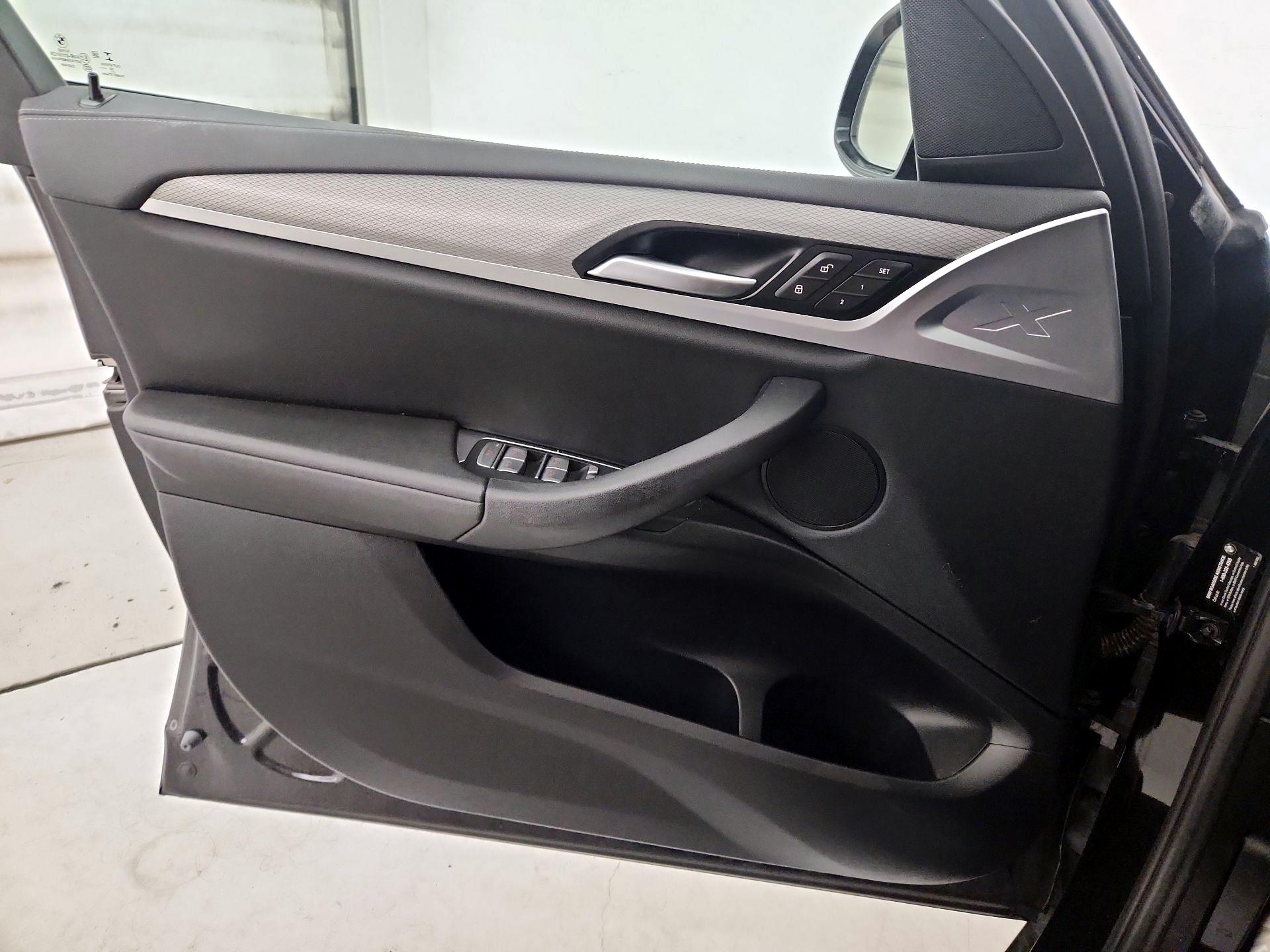 Thumbnail: 2020 BMW X3 - 12