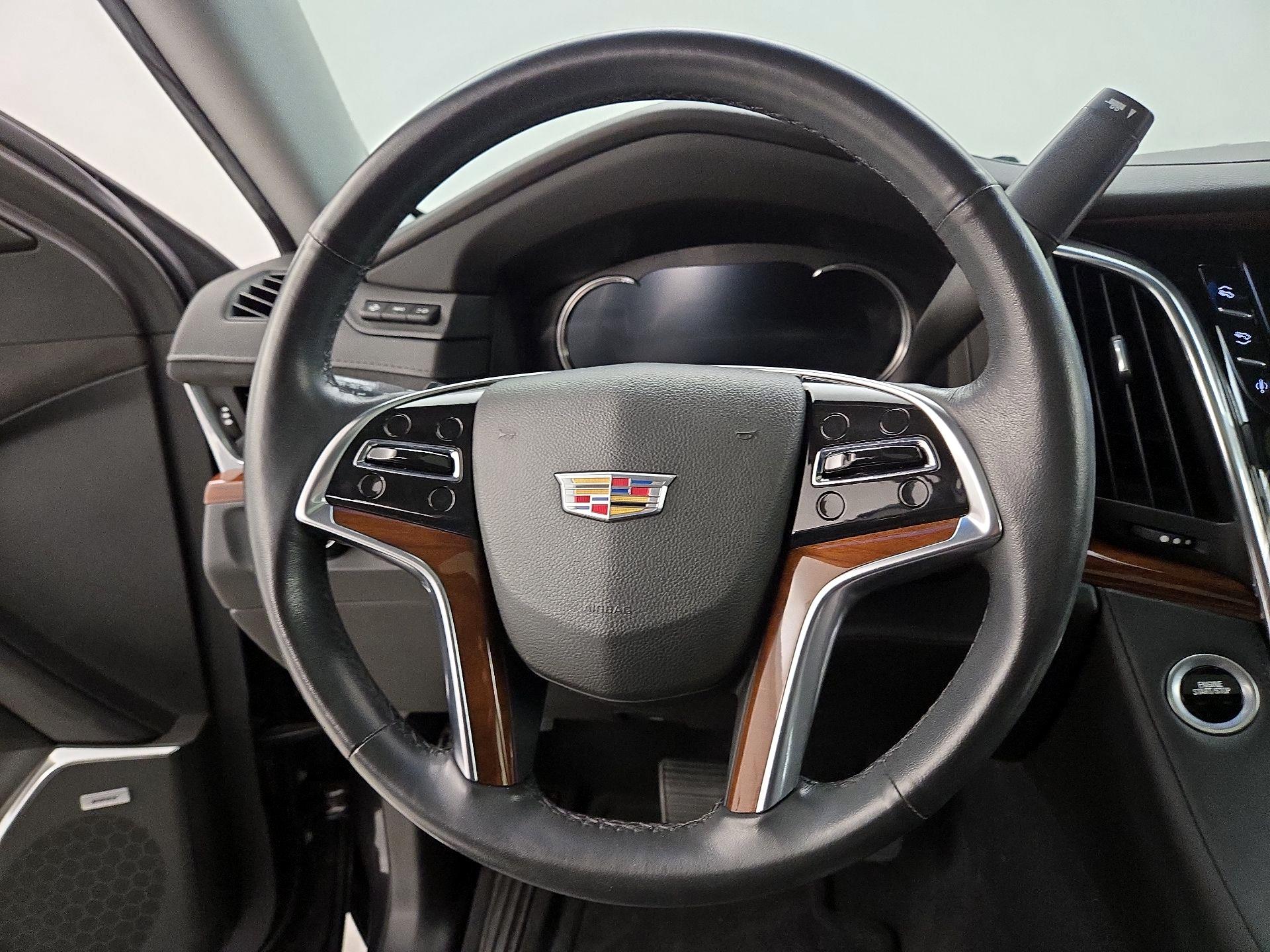Thumbnail: 2016 Cadillac Escalade - 10