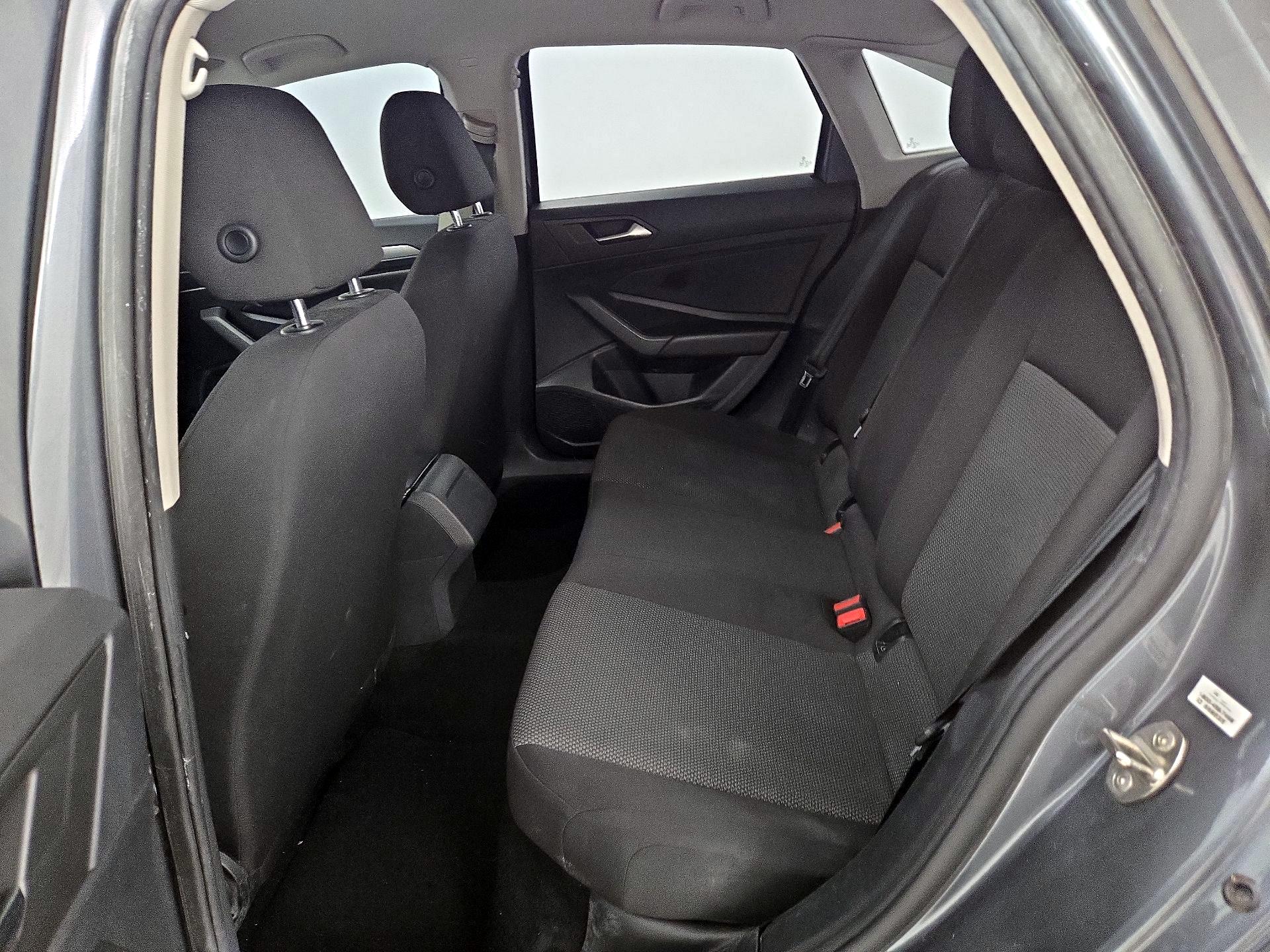 Thumbnail: 2019 Volkswagen Jetta - 19