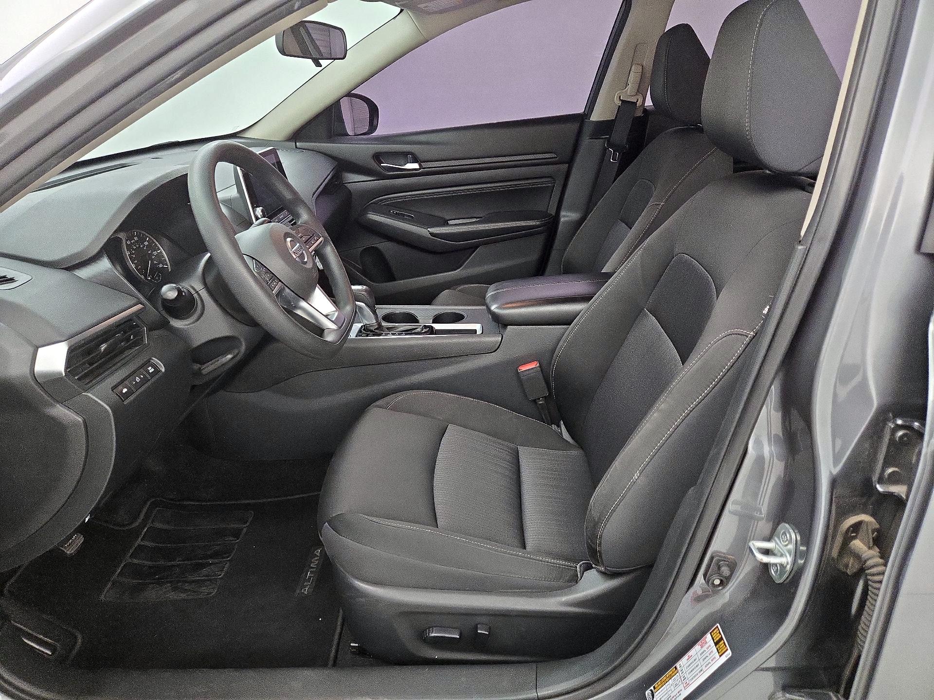 Thumbnail: 2019 Nissan Altima - 11