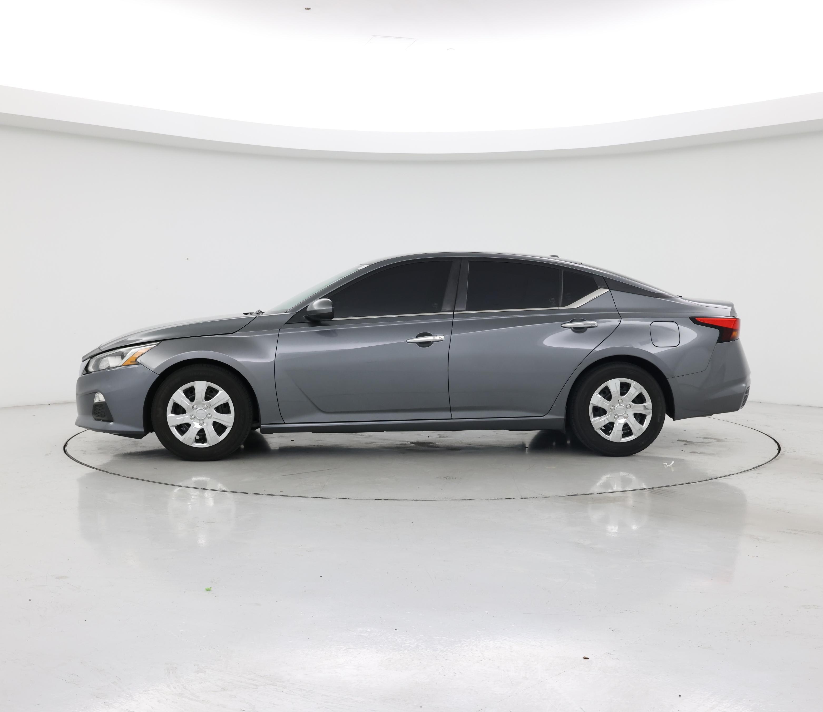 Thumbnail: 2019 Nissan Altima - 3