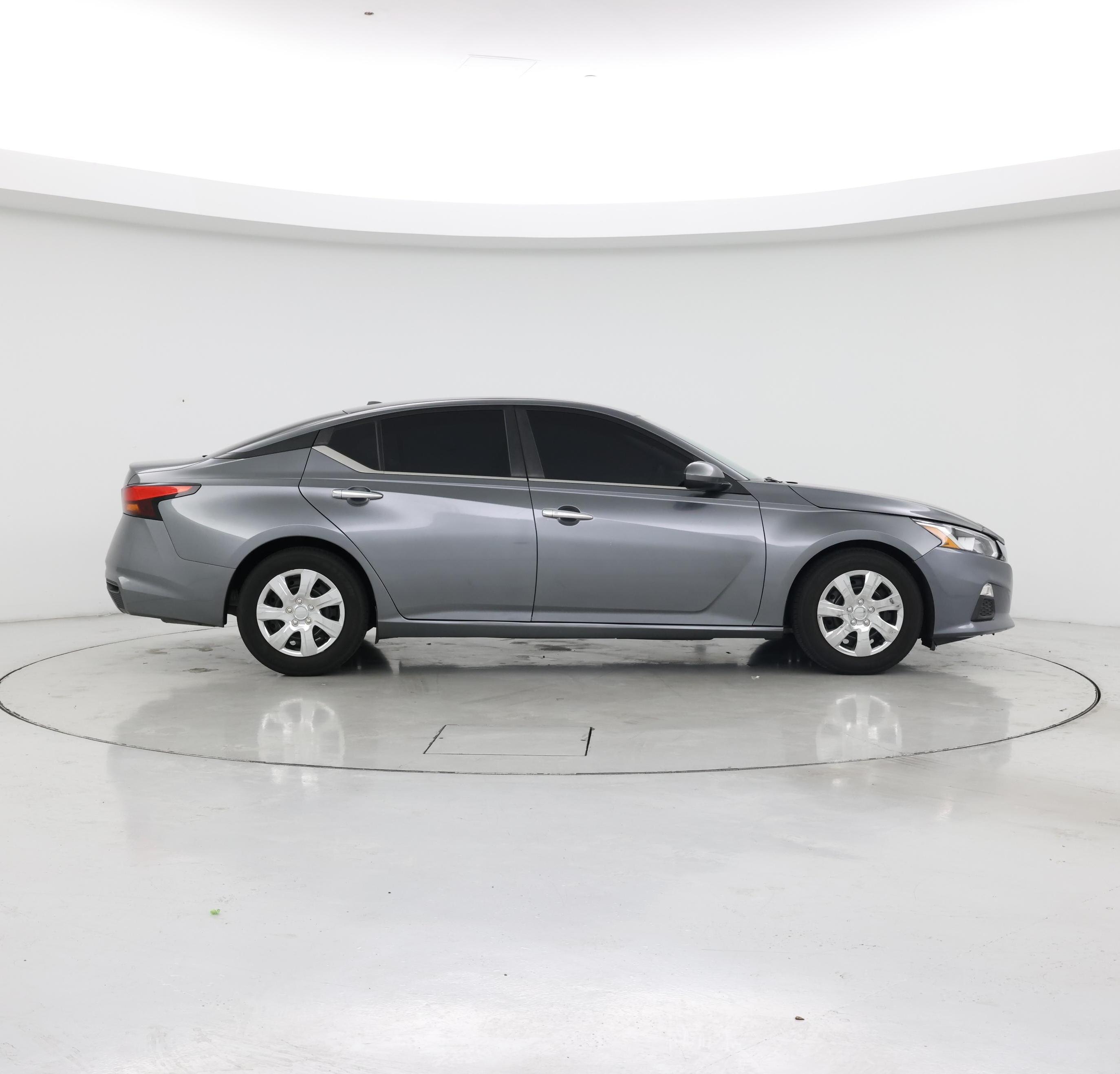 Thumbnail: 2019 Nissan Altima - 7