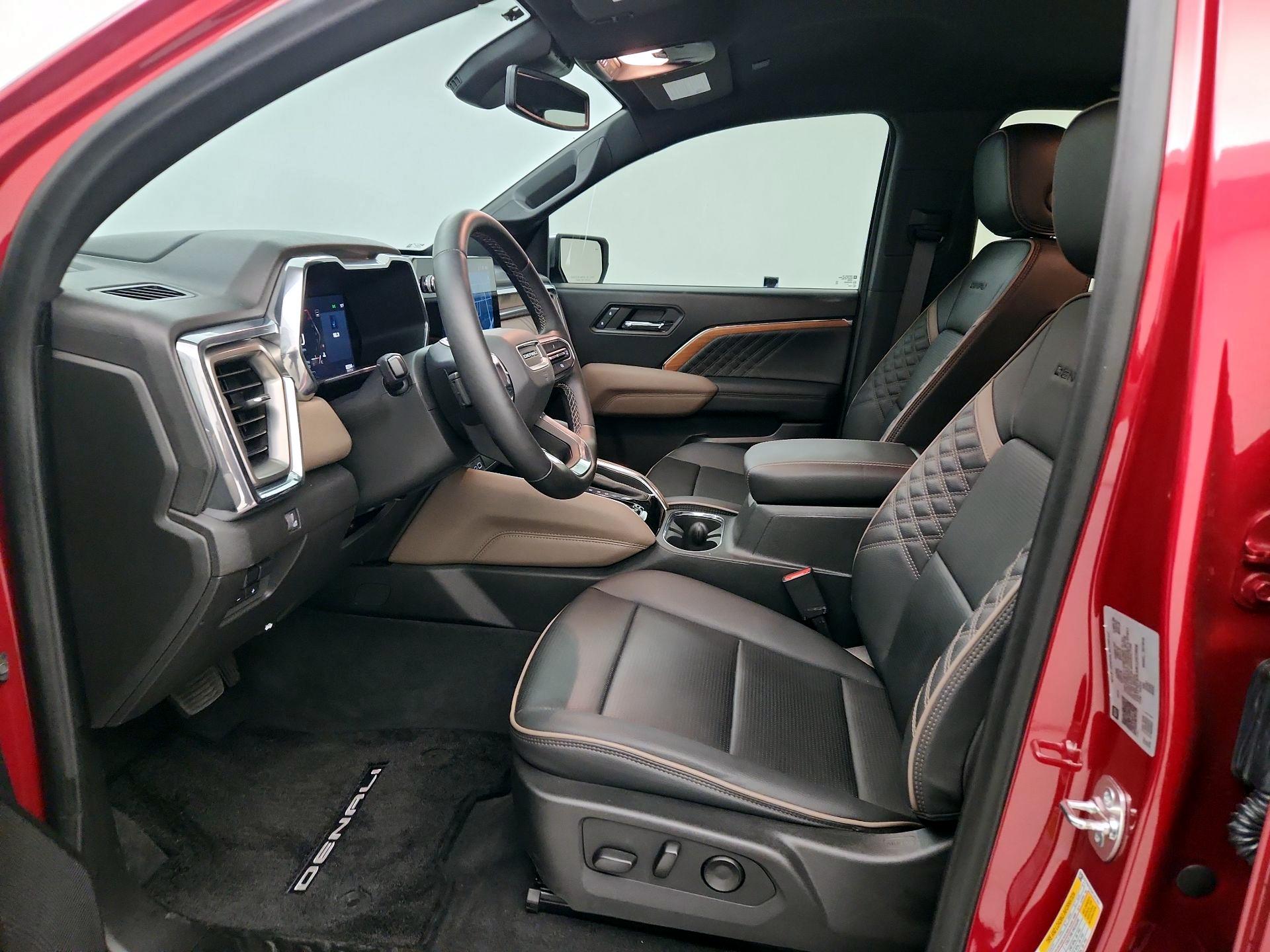 Thumbnail: 2024 GMC Canyon - 11