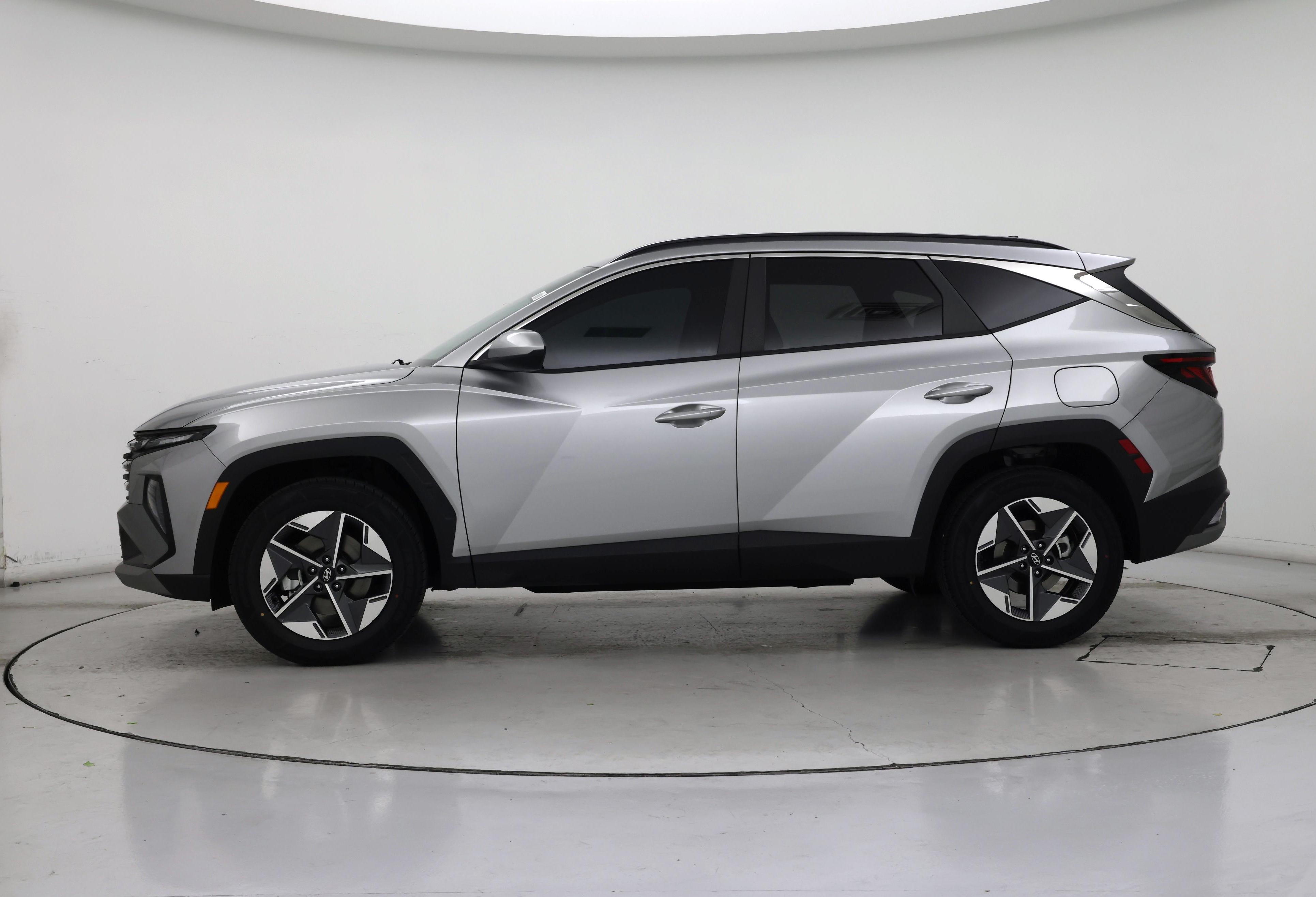 Thumbnail: 2025 Hyundai Tucson - 3