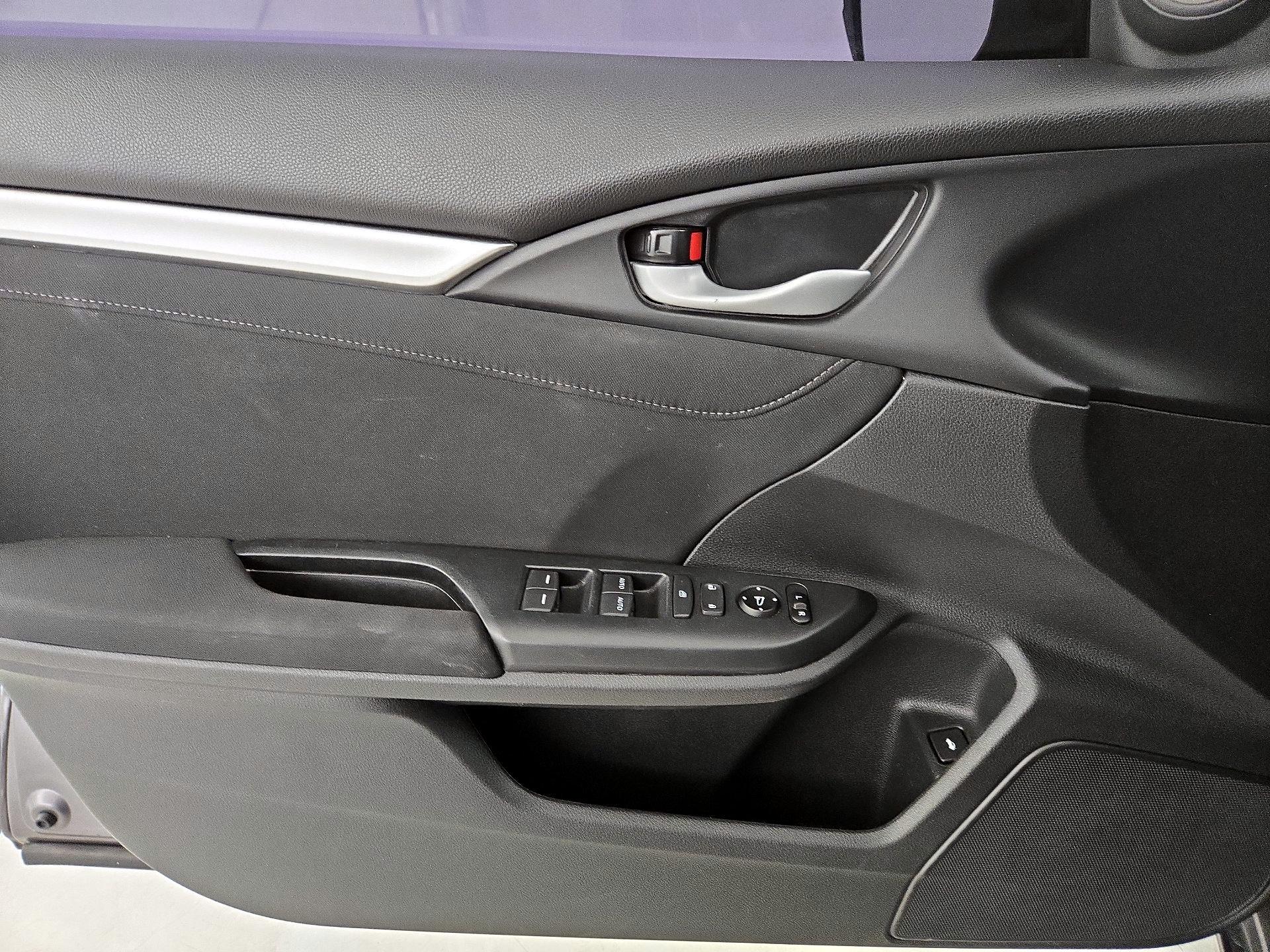 Thumbnail: 2020 Honda Civic - 12
