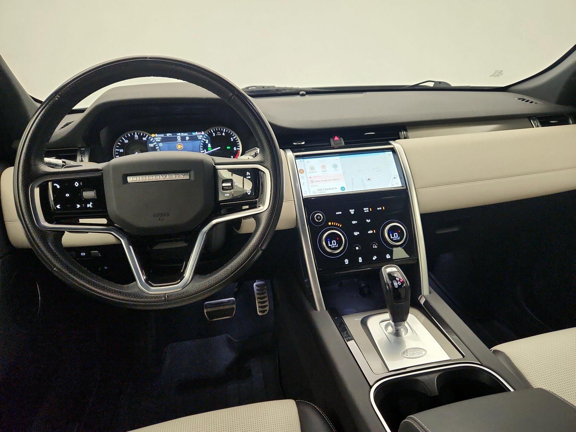 Thumbnail: 2022 Land Rover Discovery Sport - 9