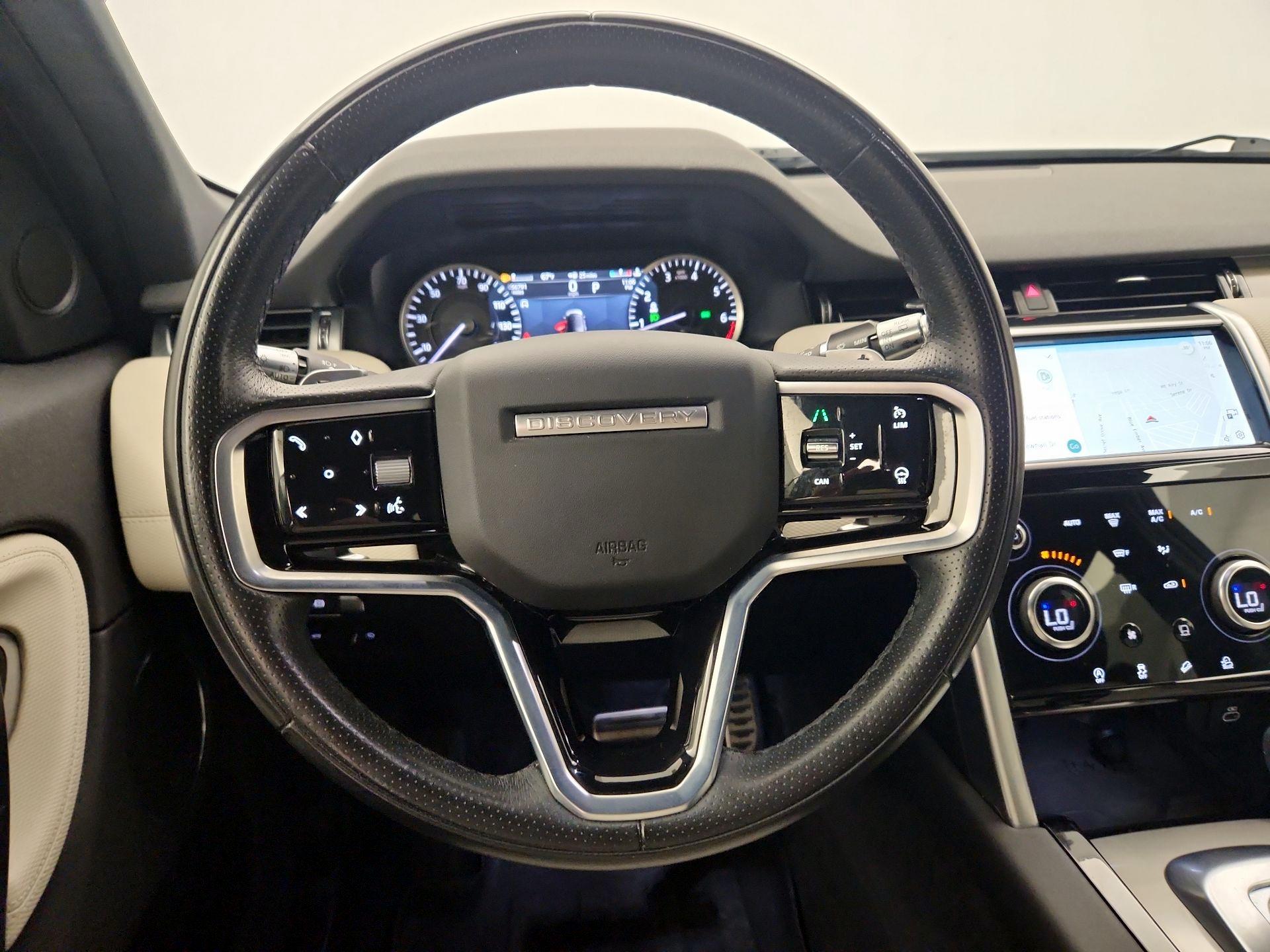 Thumbnail: 2022 Land Rover Discovery Sport - 10