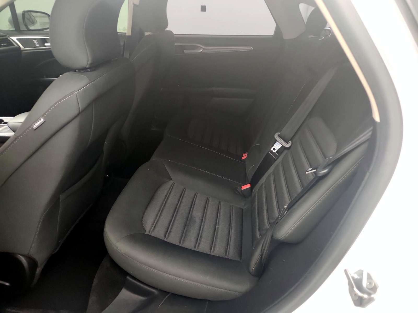 2017 Ford Fusion SE - Photo 20
