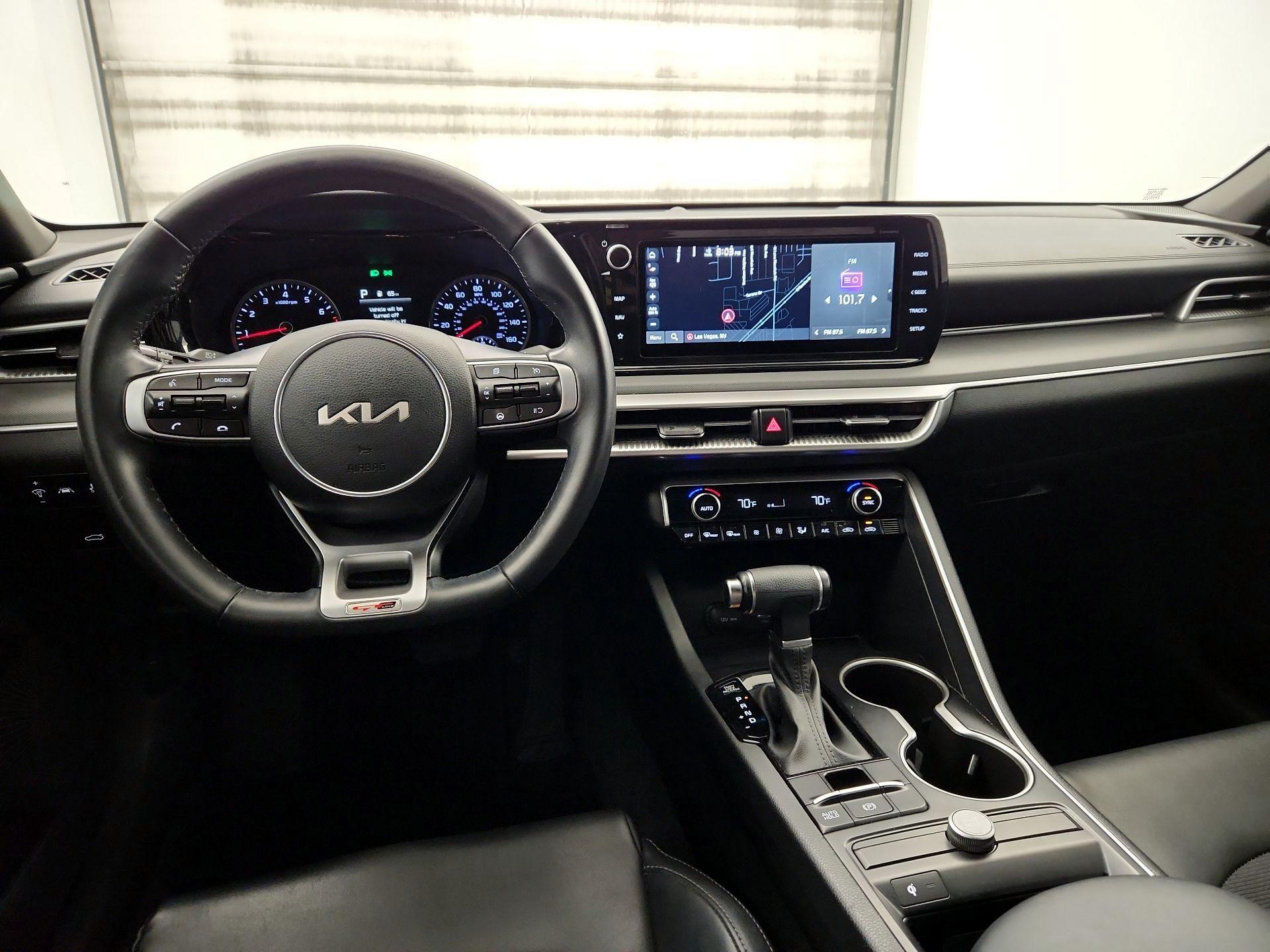 Thumbnail: 2022 Kia K5 - 9